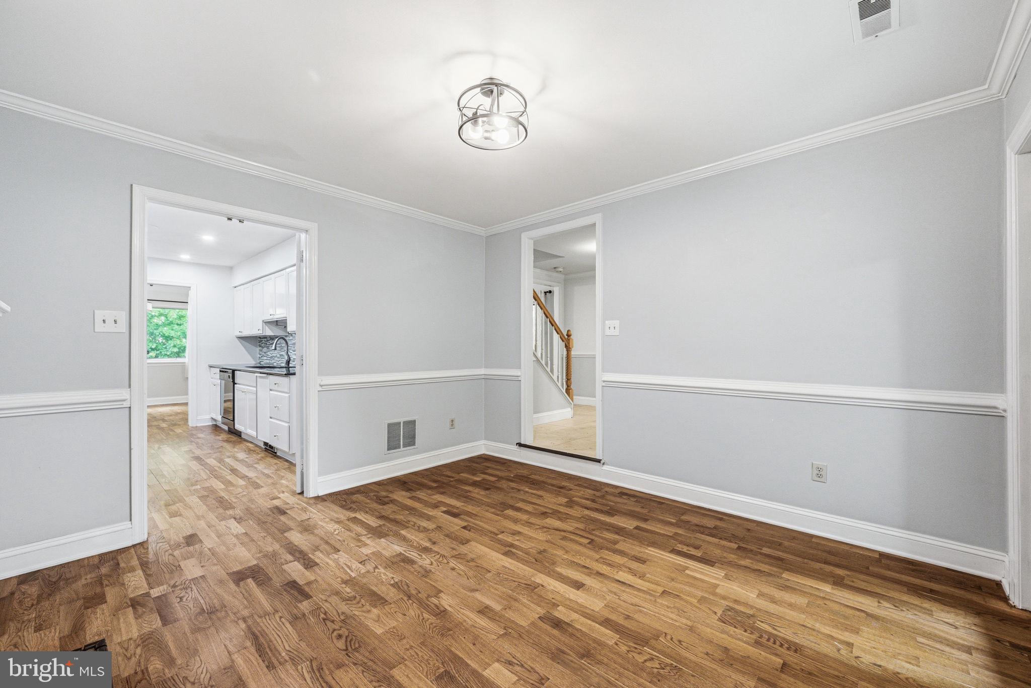 PAOLI WOODS - Residential
