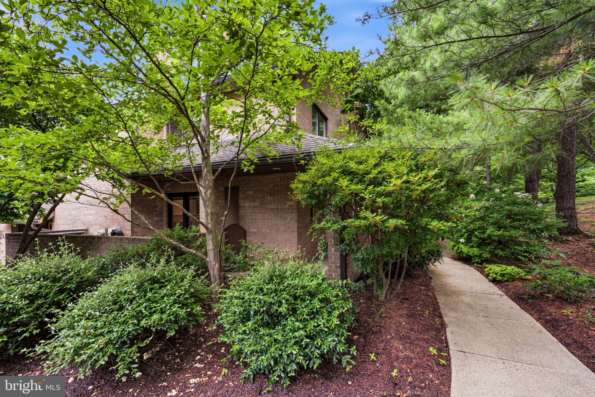 PAOLI WOODS - Residential