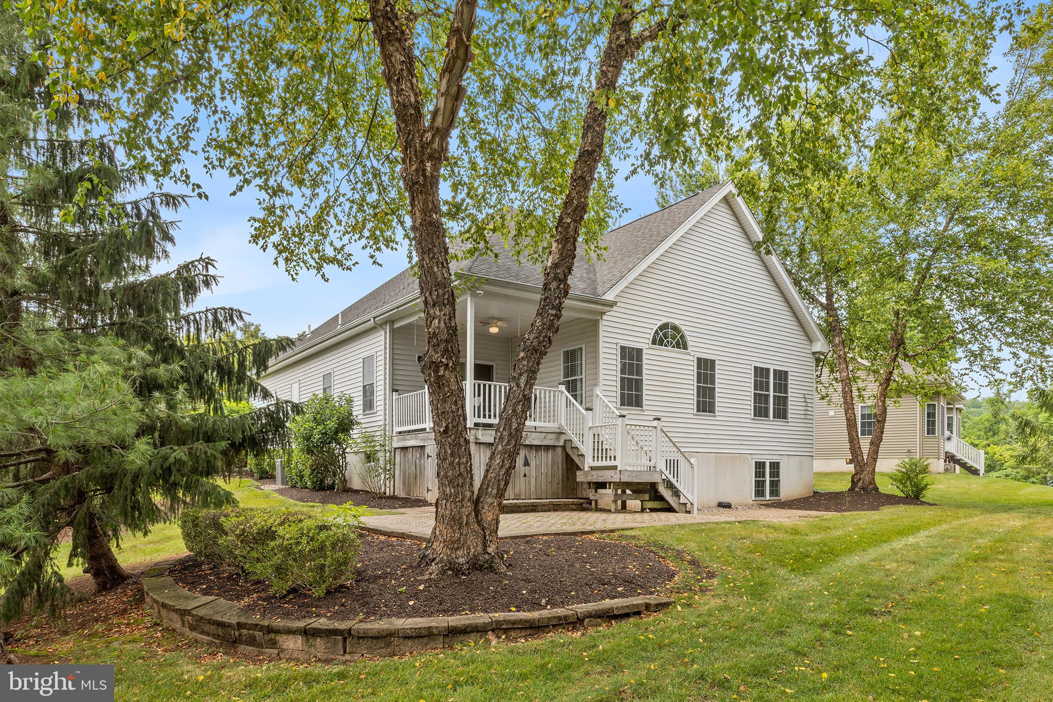 FOX RUN PRESERVE - Residential