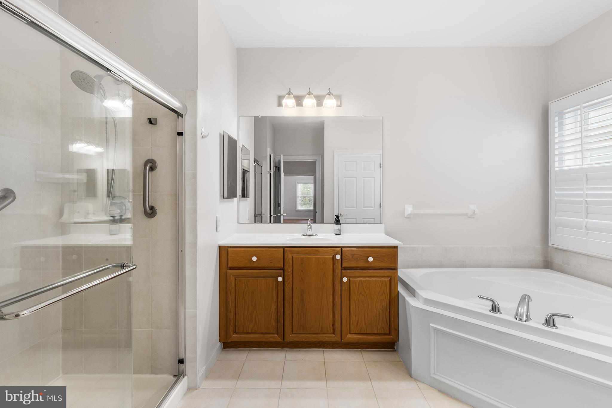 FOX RUN PRESERVE - Residential