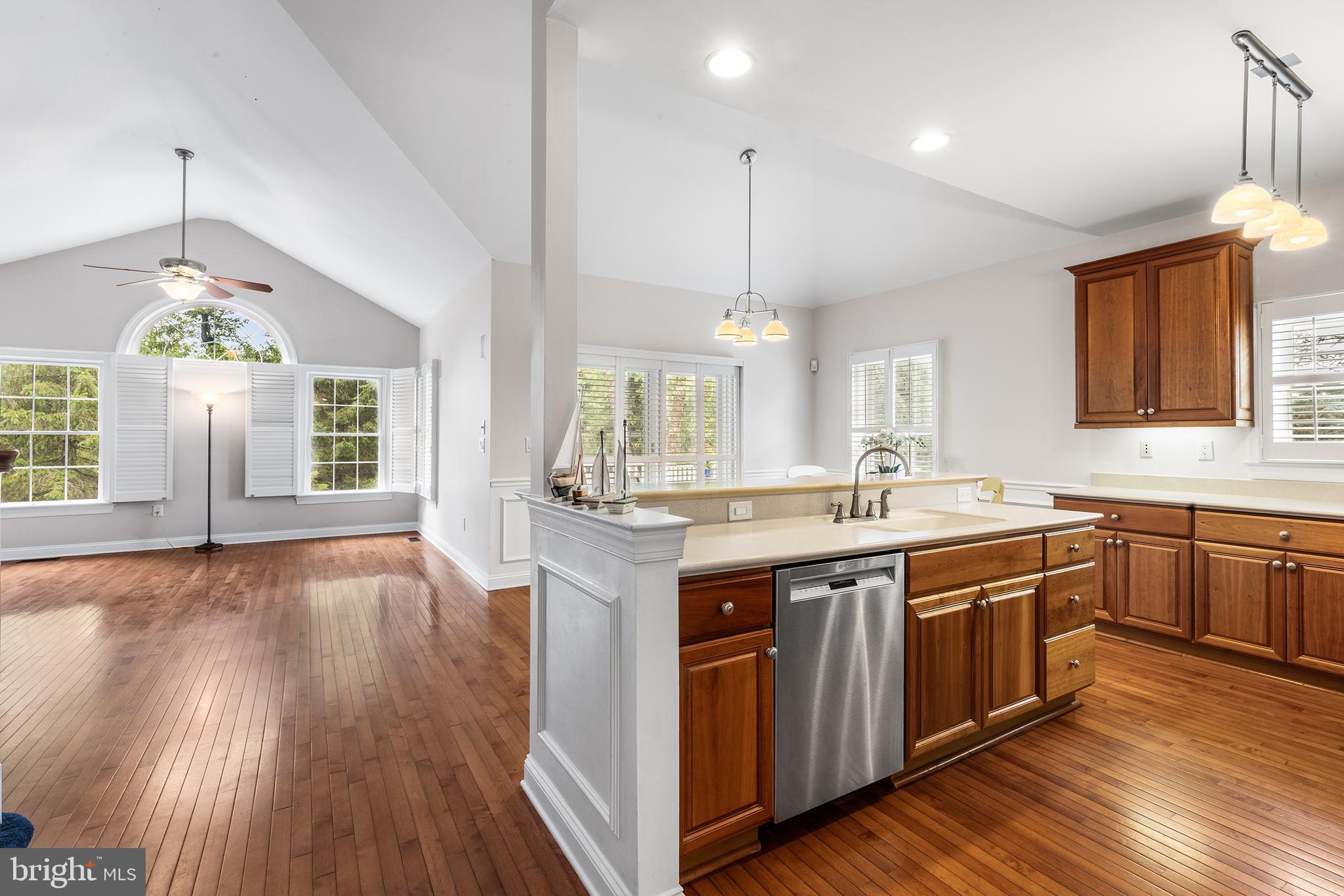 FOX RUN PRESERVE - Residential