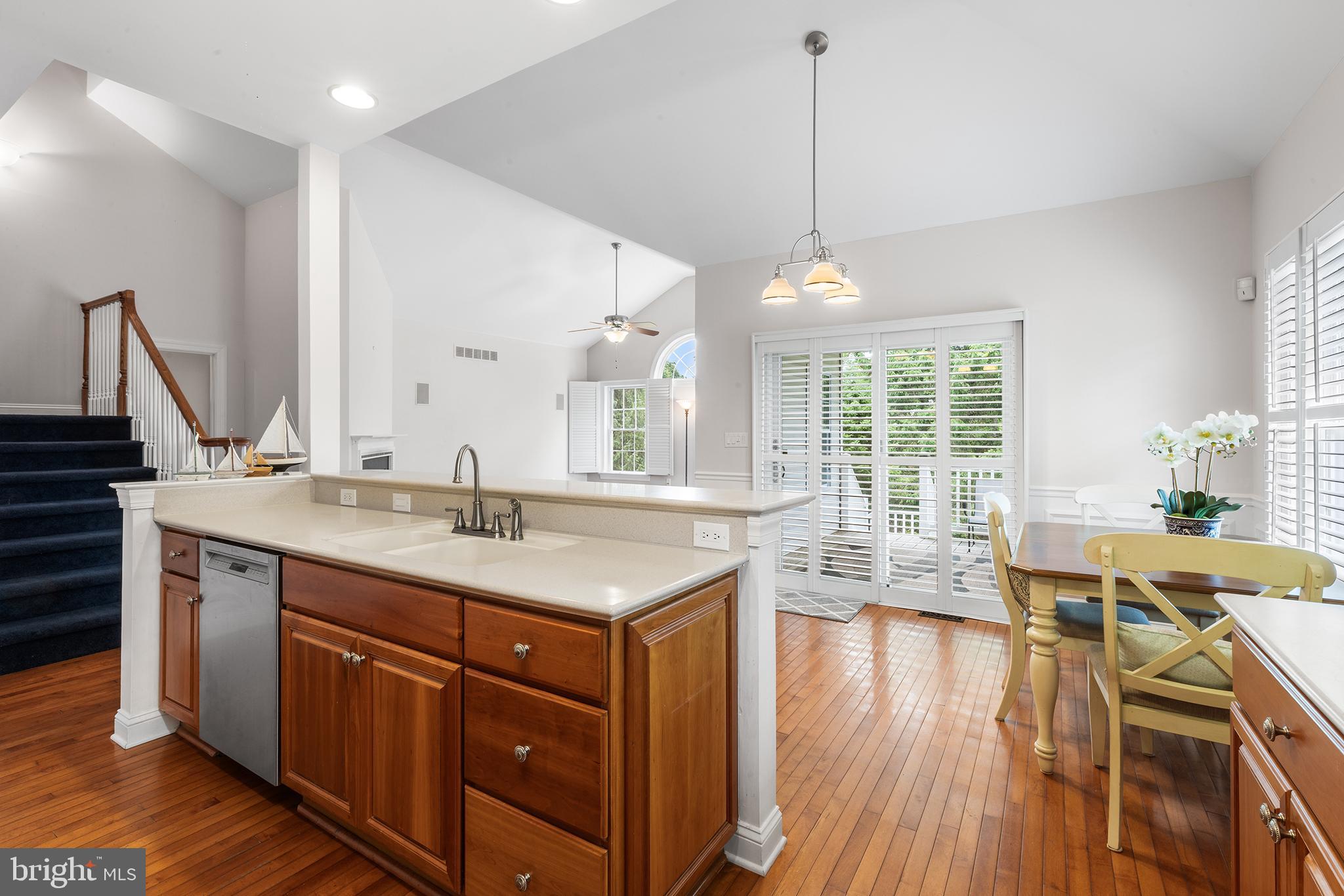 FOX RUN PRESERVE - Residential