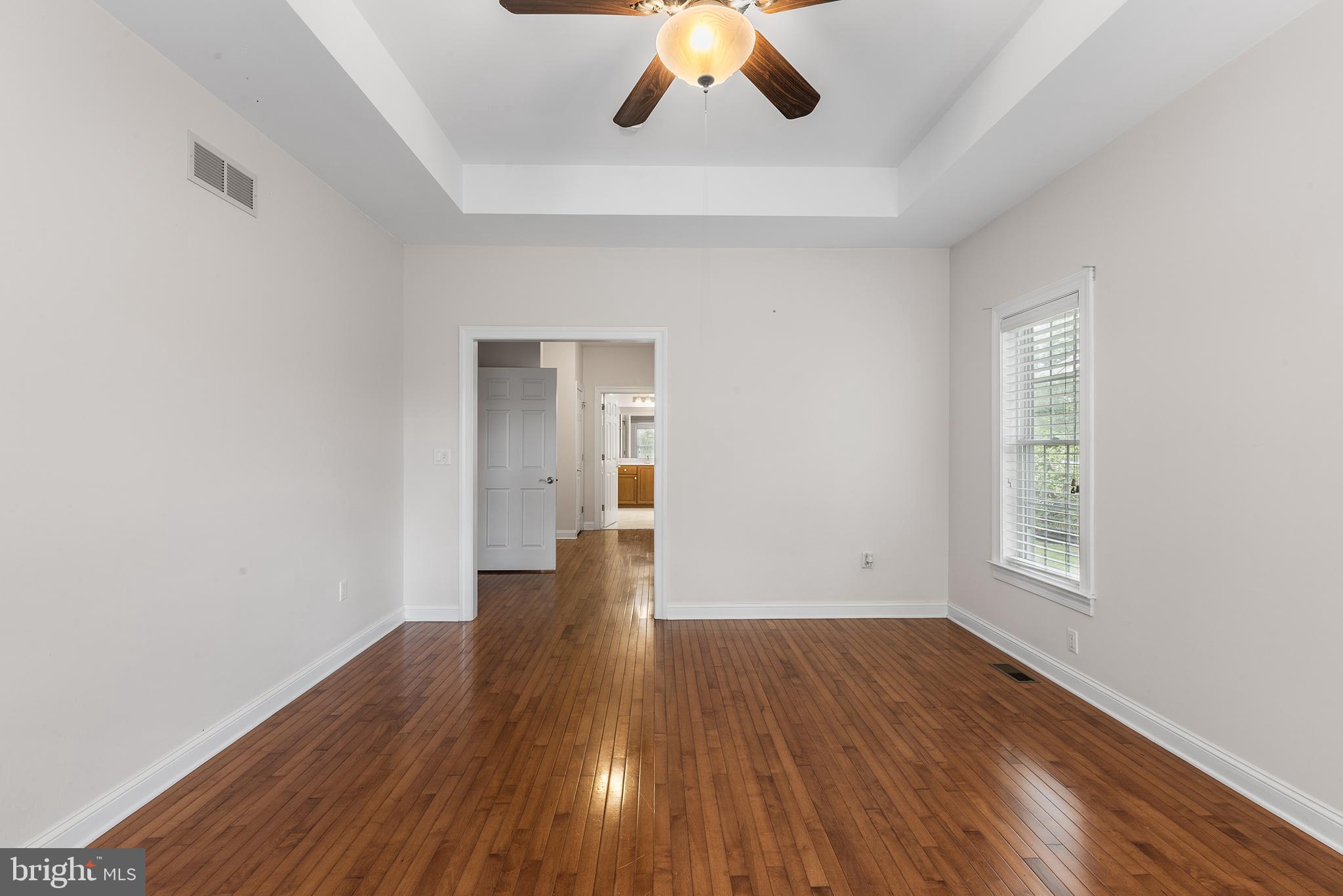 FOX RUN PRESERVE - Residential