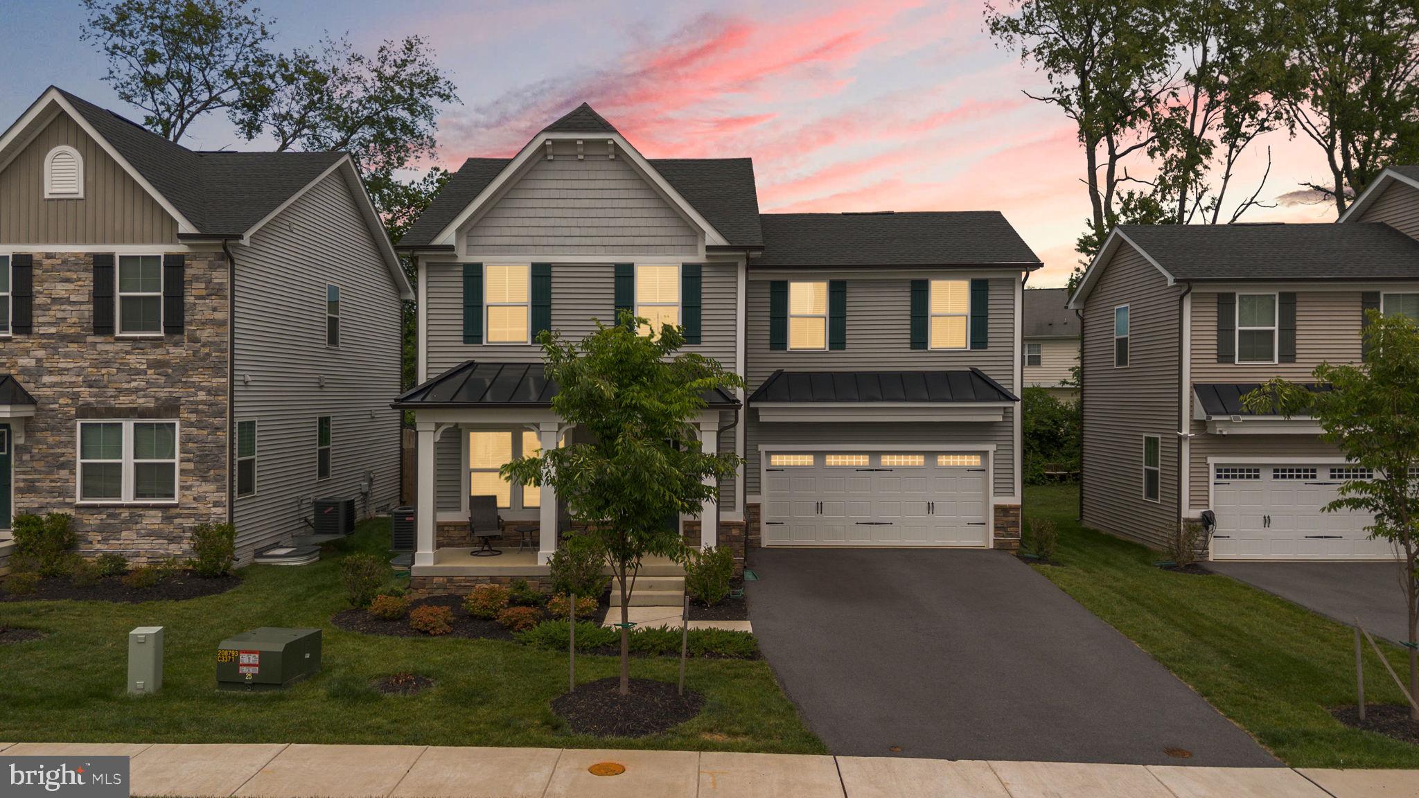 BELLE AIR TOWNHOMES - Residential