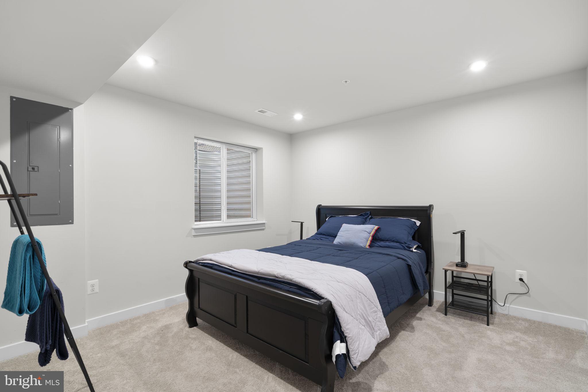 BELLE AIR TOWNHOMES - Residential