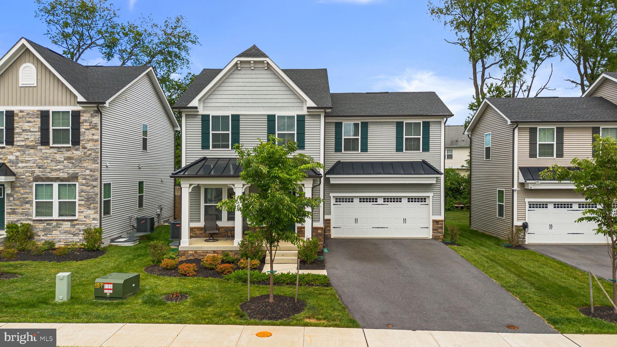 BELLE AIR TOWNHOMES - Residential