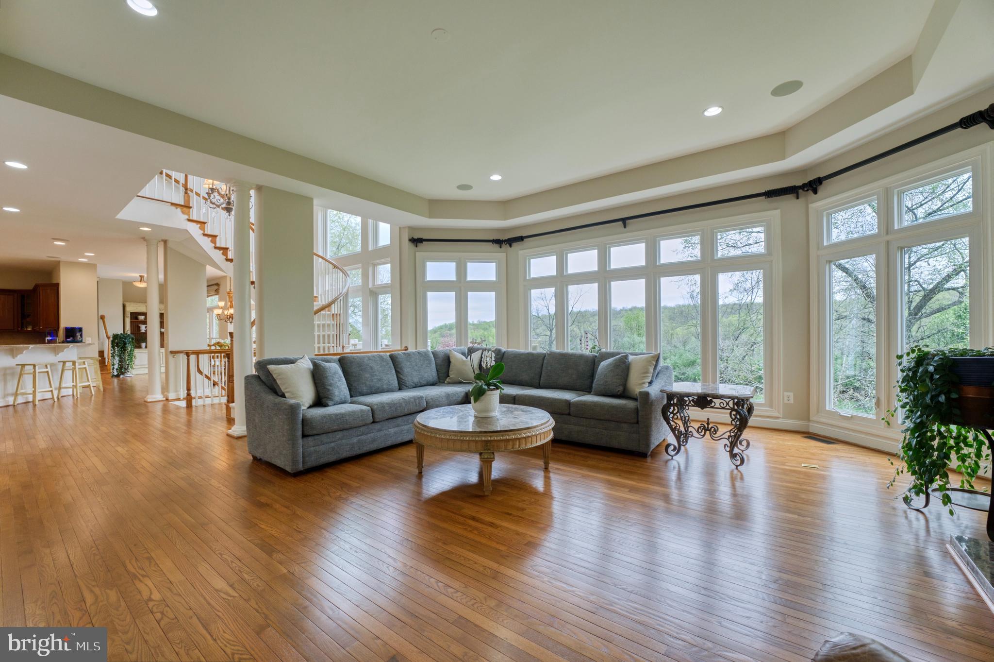 BEACON HILL - Residential