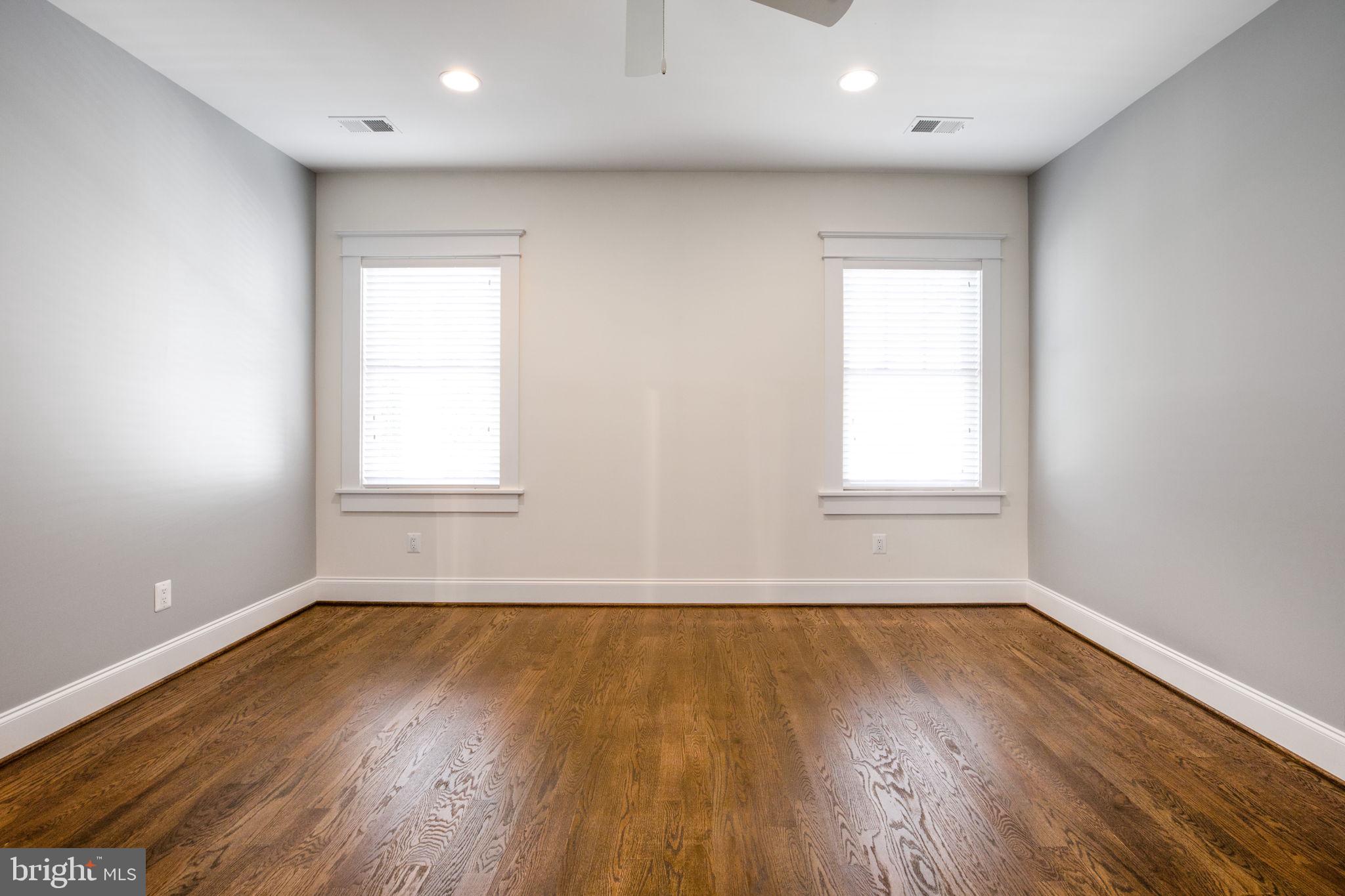 DEL RAY - Residential