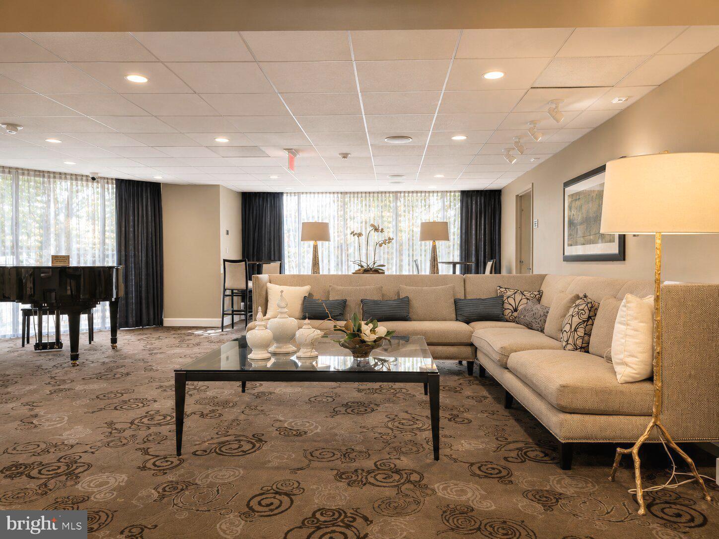 THE ELIZABETH - Residential