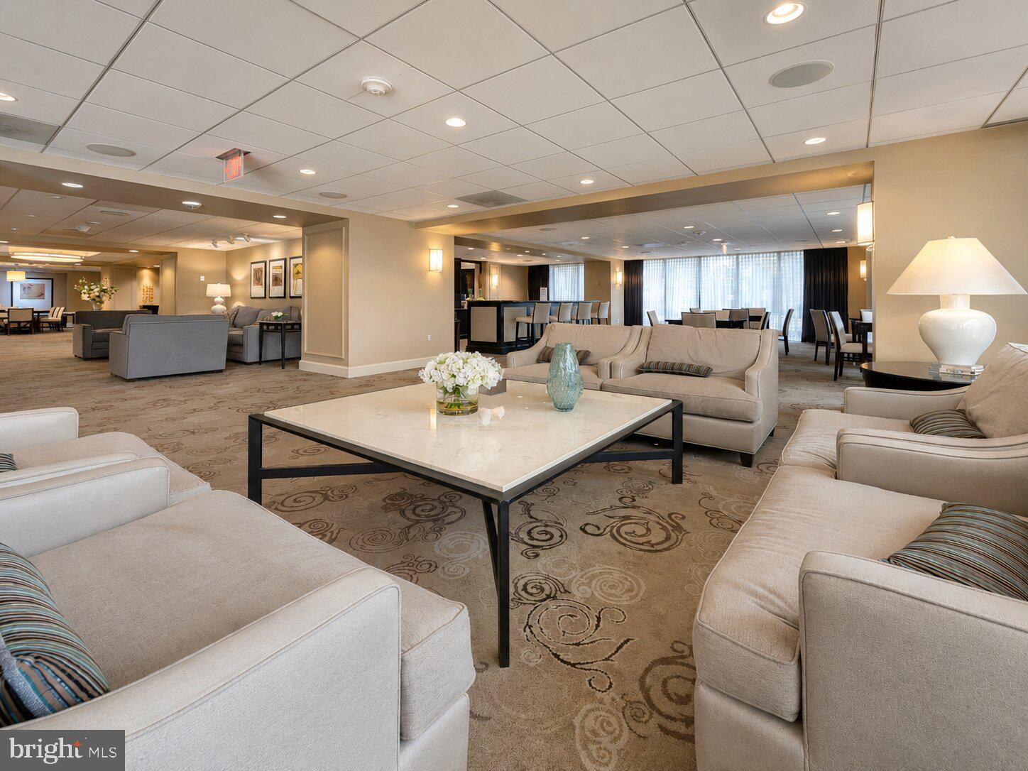 THE ELIZABETH - Residential