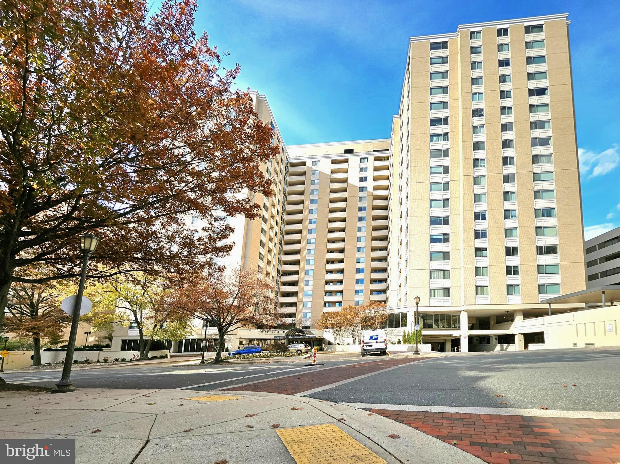 THE ELIZABETH - Residential