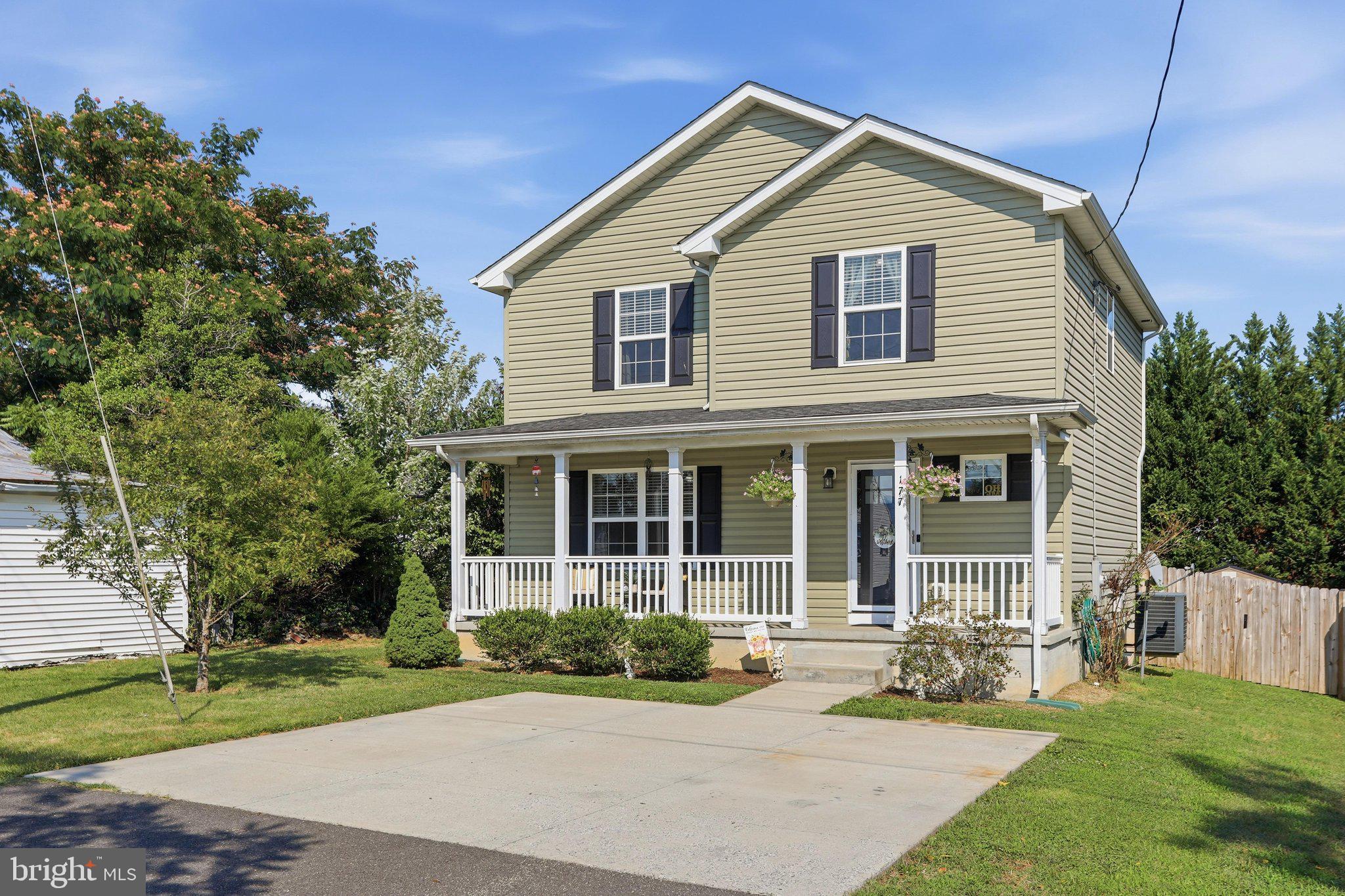 TOWN OF STRASBURG - Residential