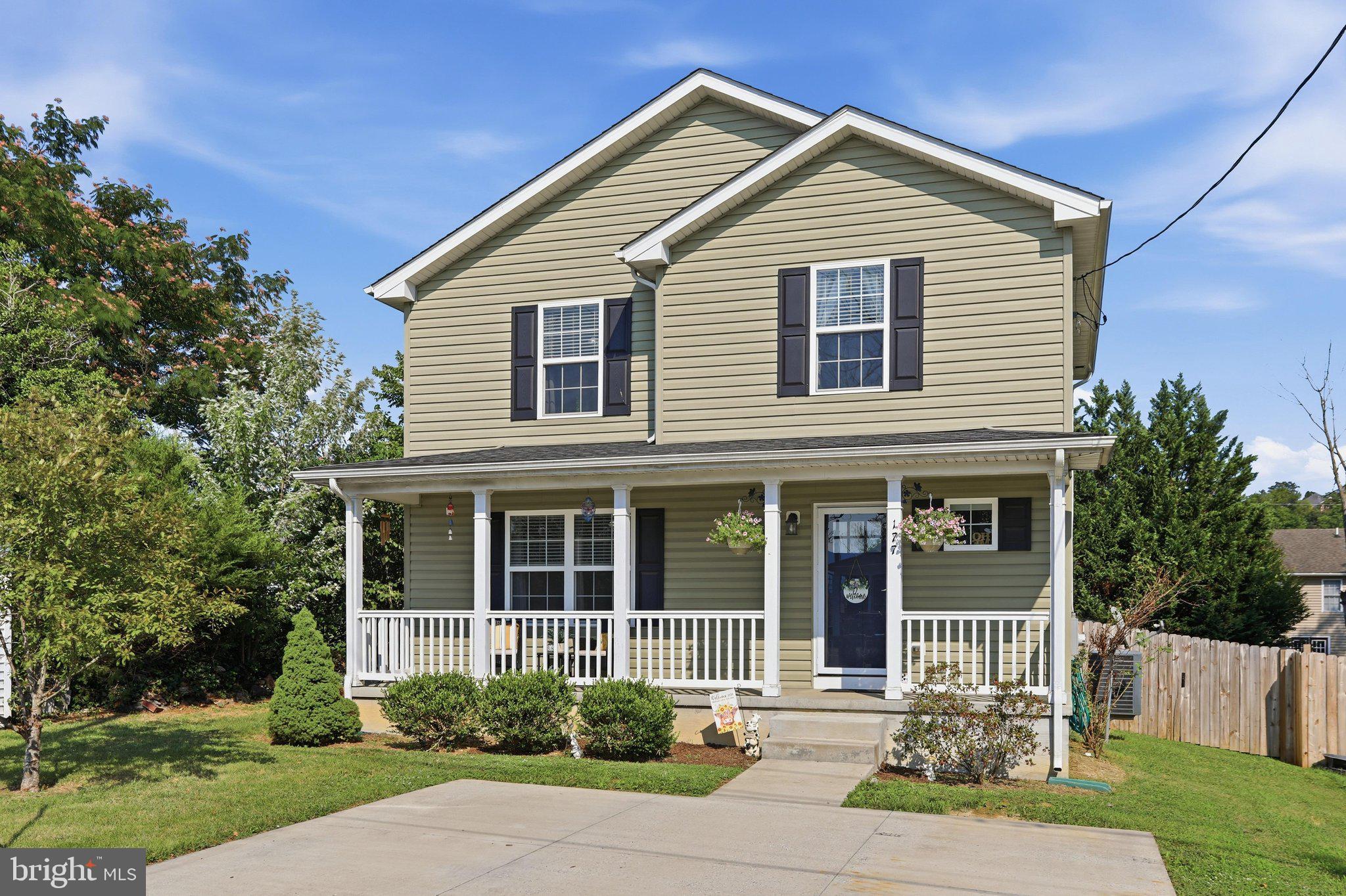 TOWN OF STRASBURG - Residential