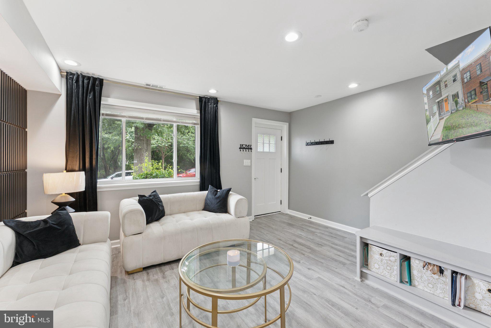 ANACOSTIA - Residential