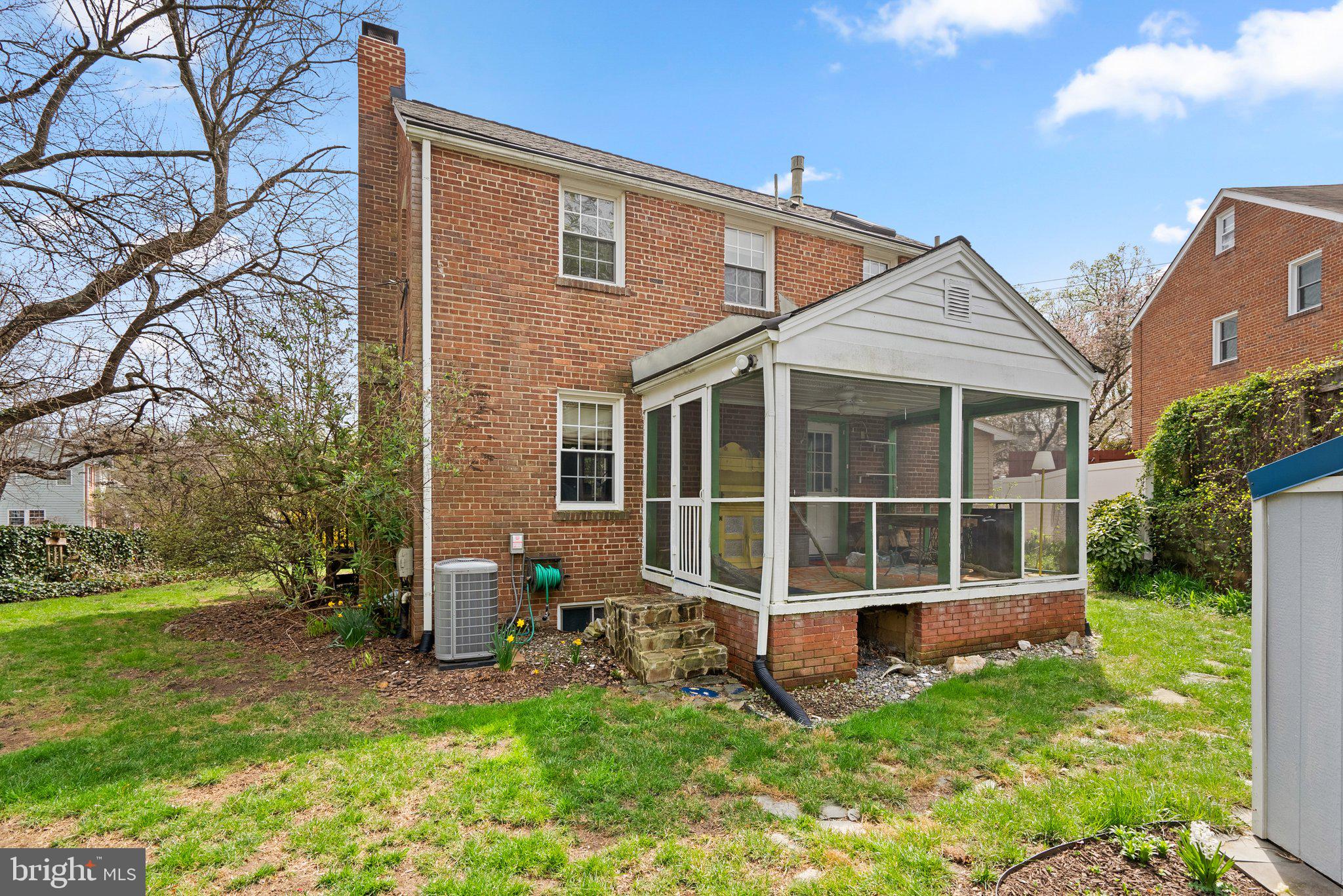 MCKENNEY HILLS - Residential