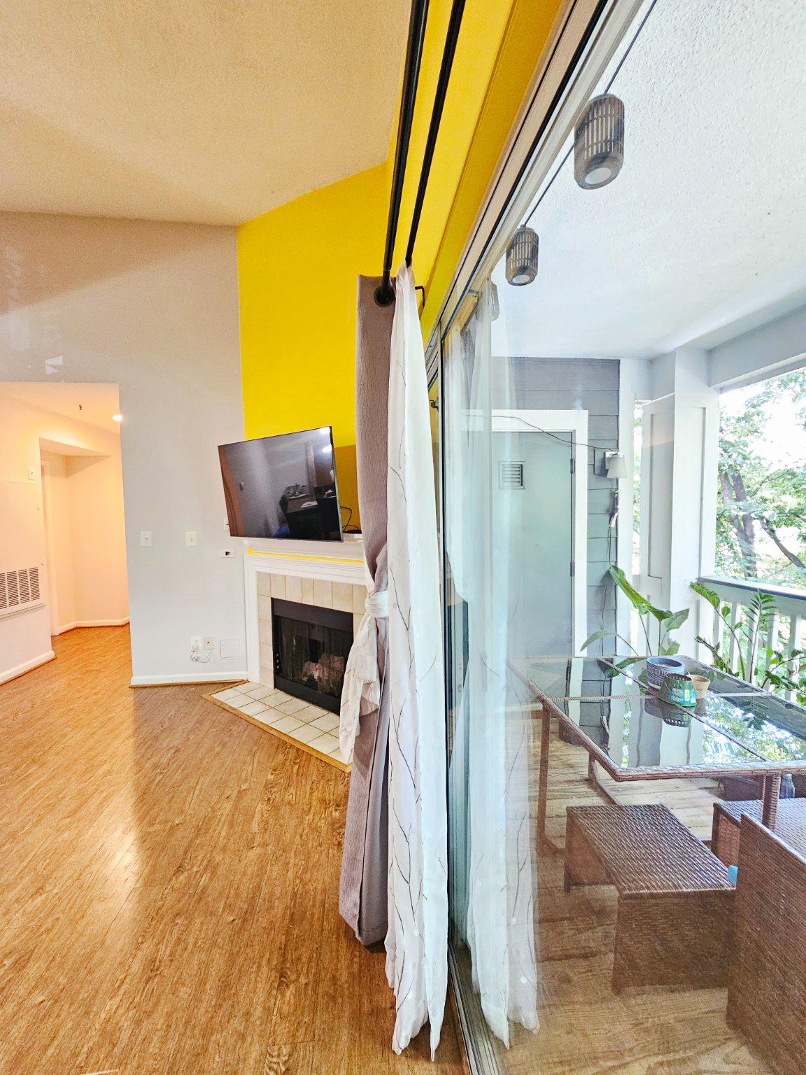 SOUTHGLEN AT UNIVERSITY CENTER - Residential