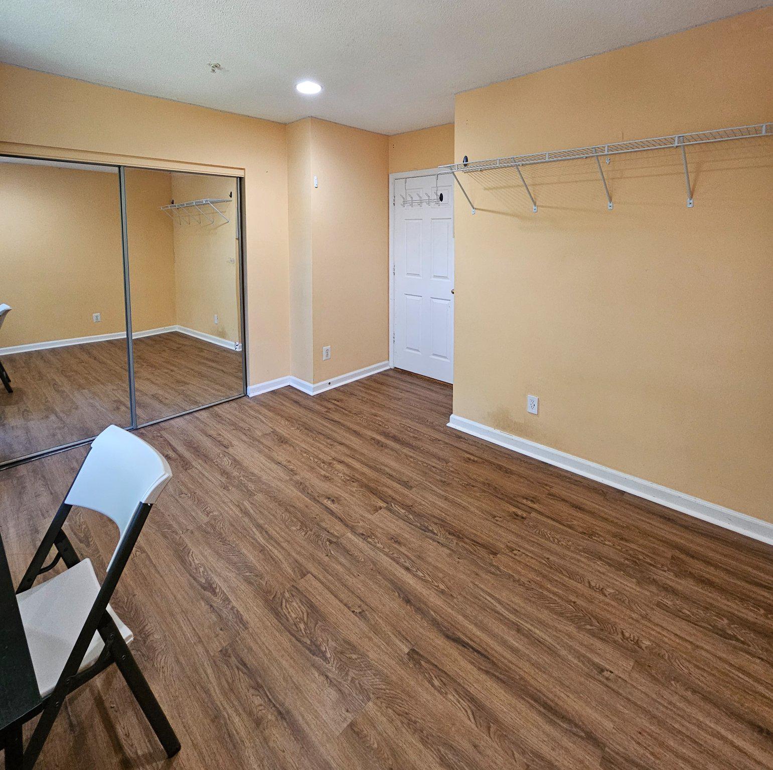 SOUTHGLEN AT UNIVERSITY CENTER - Residential