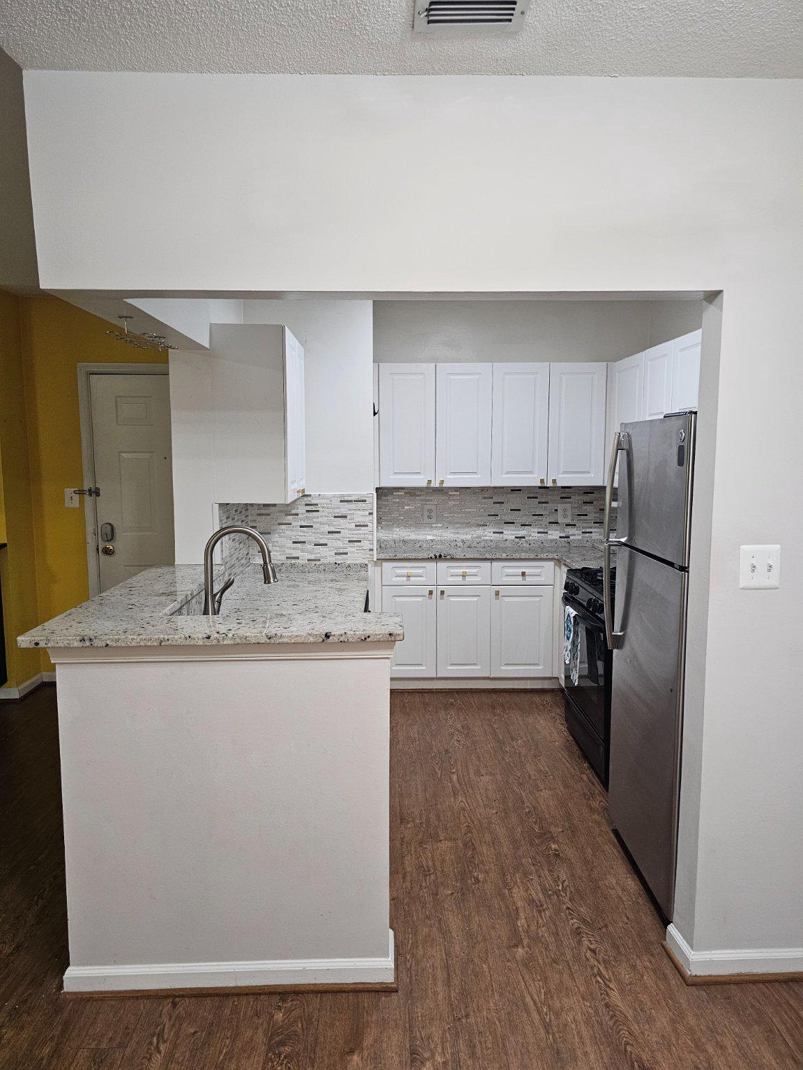 SOUTHGLEN AT UNIVERSITY CENTER - Residential