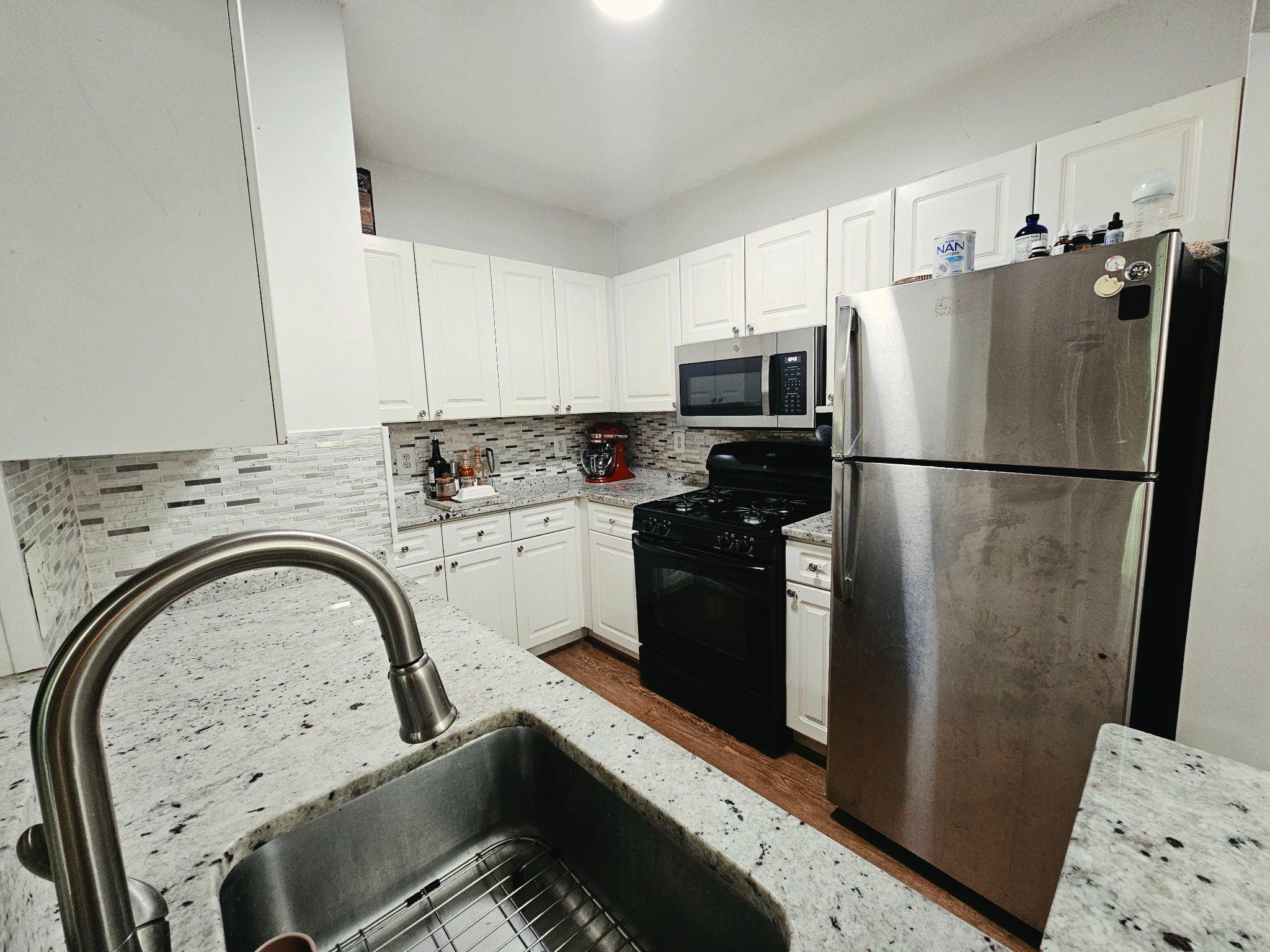 SOUTHGLEN AT UNIVERSITY CENTER - Residential