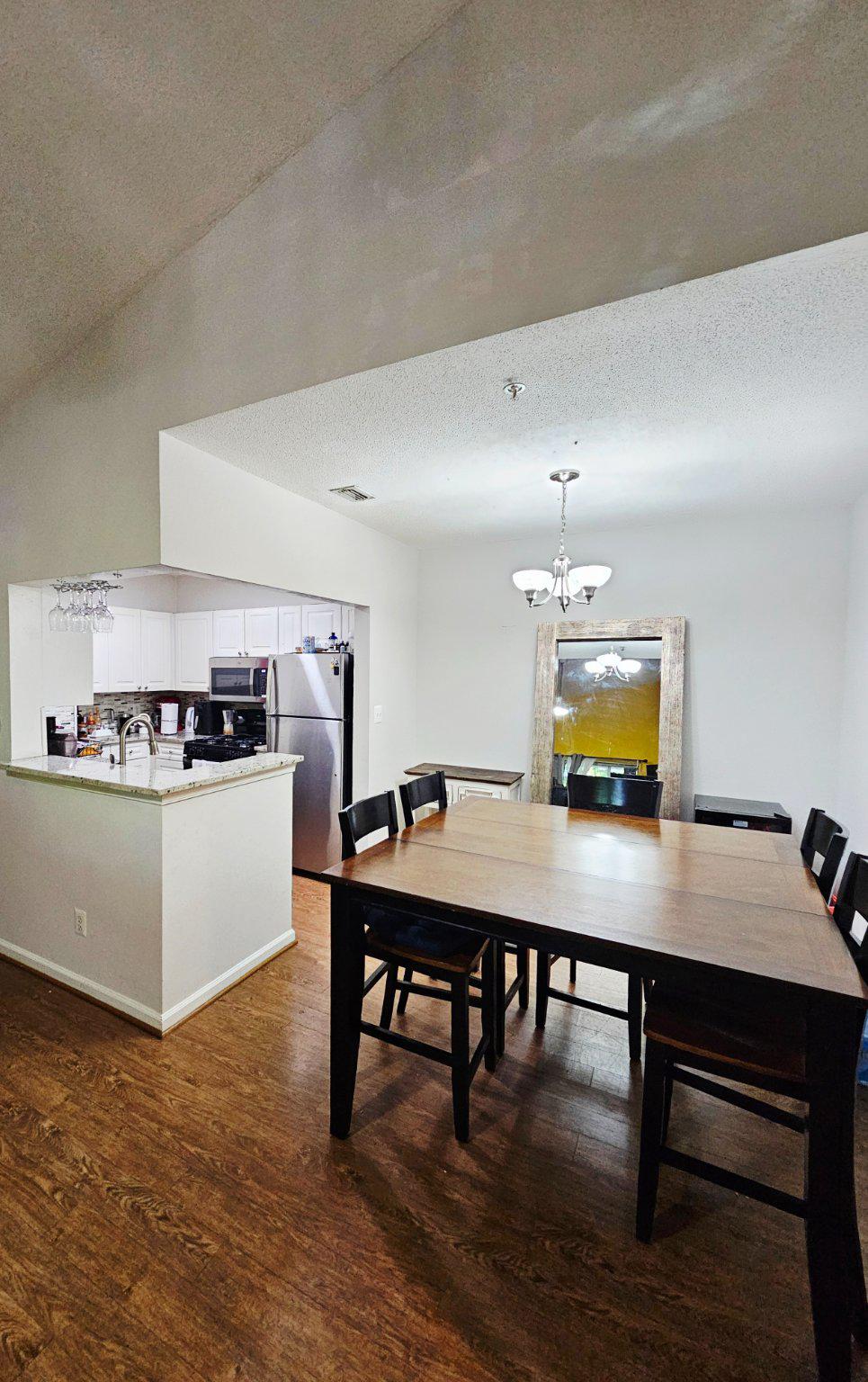SOUTHGLEN AT UNIVERSITY CENTER - Residential