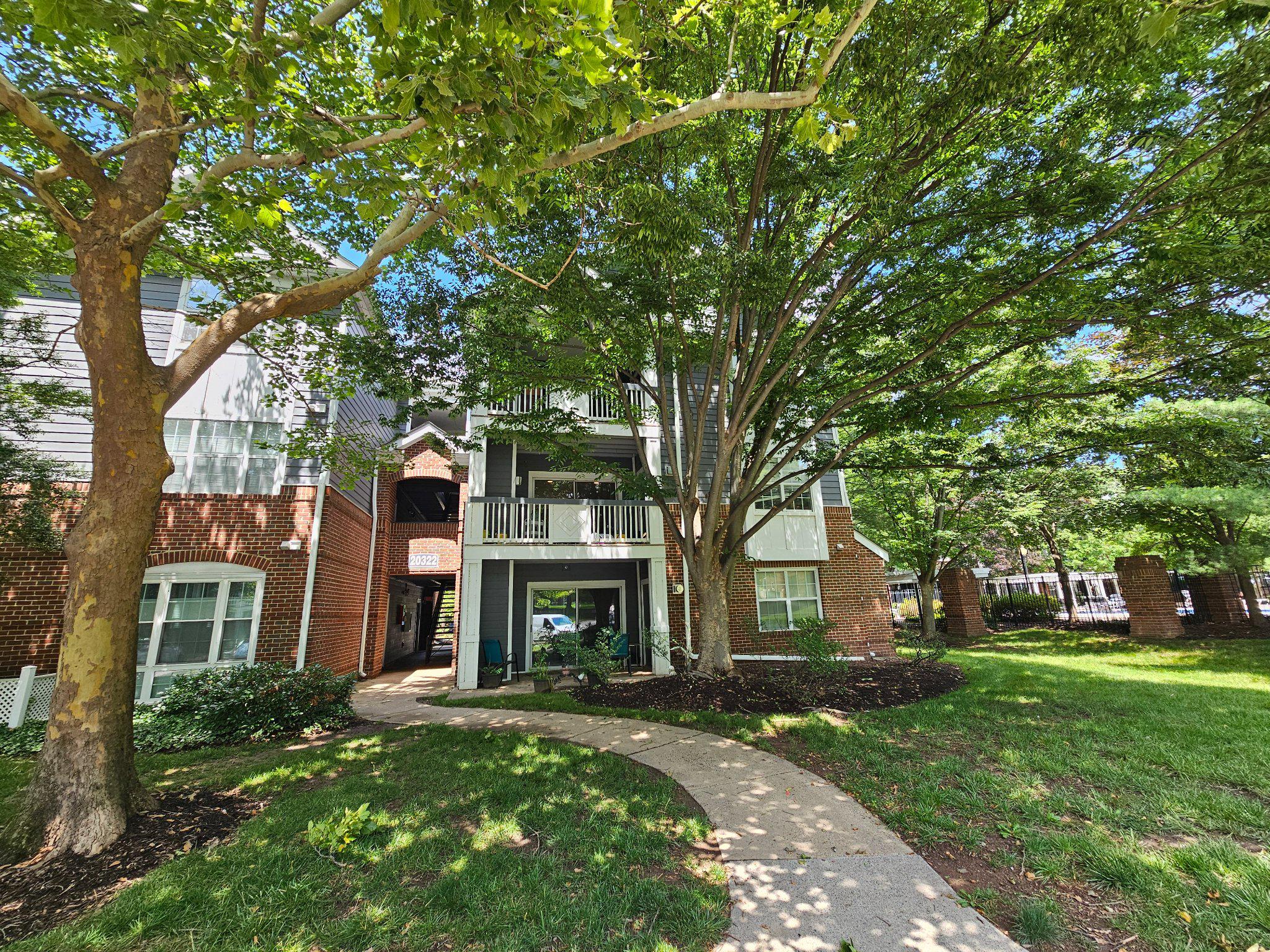 SOUTHGLEN AT UNIVERSITY CENTER - Residential