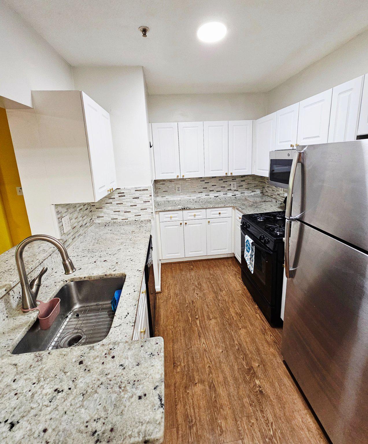 SOUTHGLEN AT UNIVERSITY CENTER - Residential