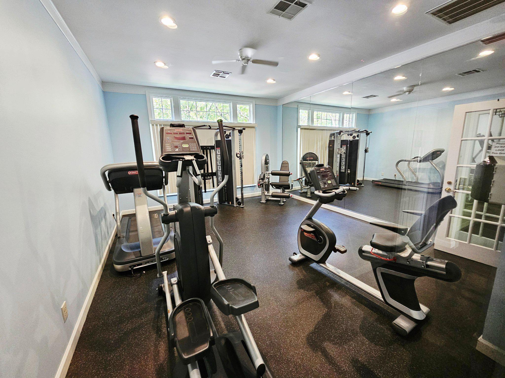 SOUTHGLEN AT UNIVERSITY CENTER - Residential