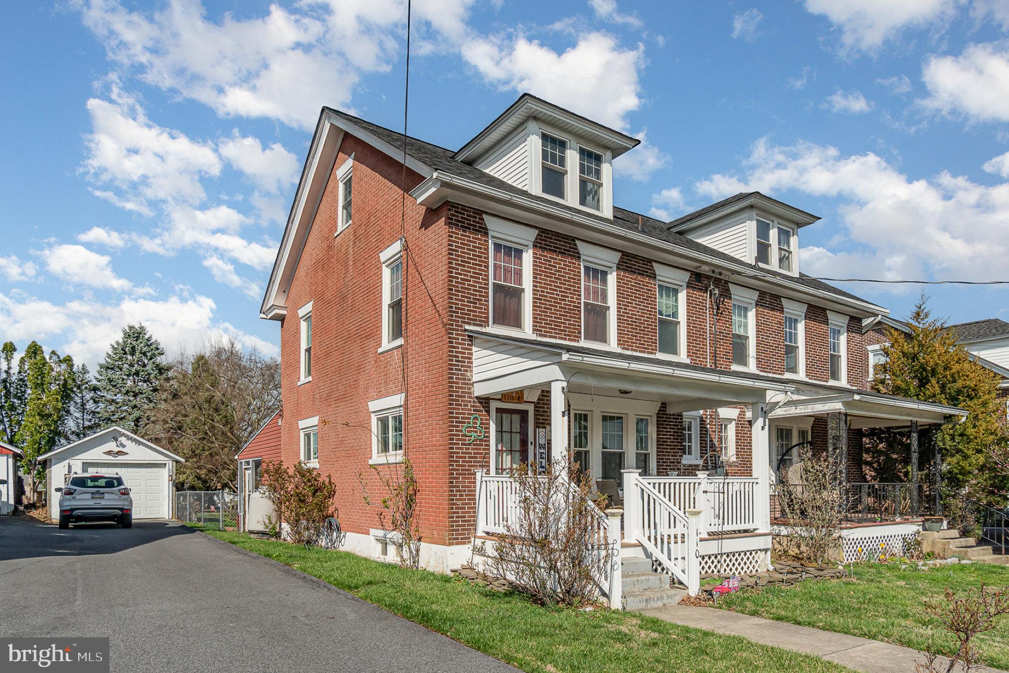 QUARRYVILLE BOROUGH - Residential