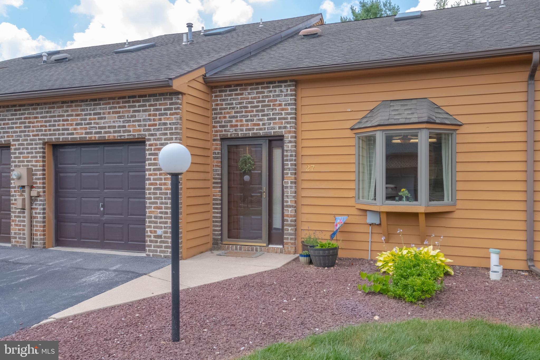 WESTVIEW MANOR - Residential