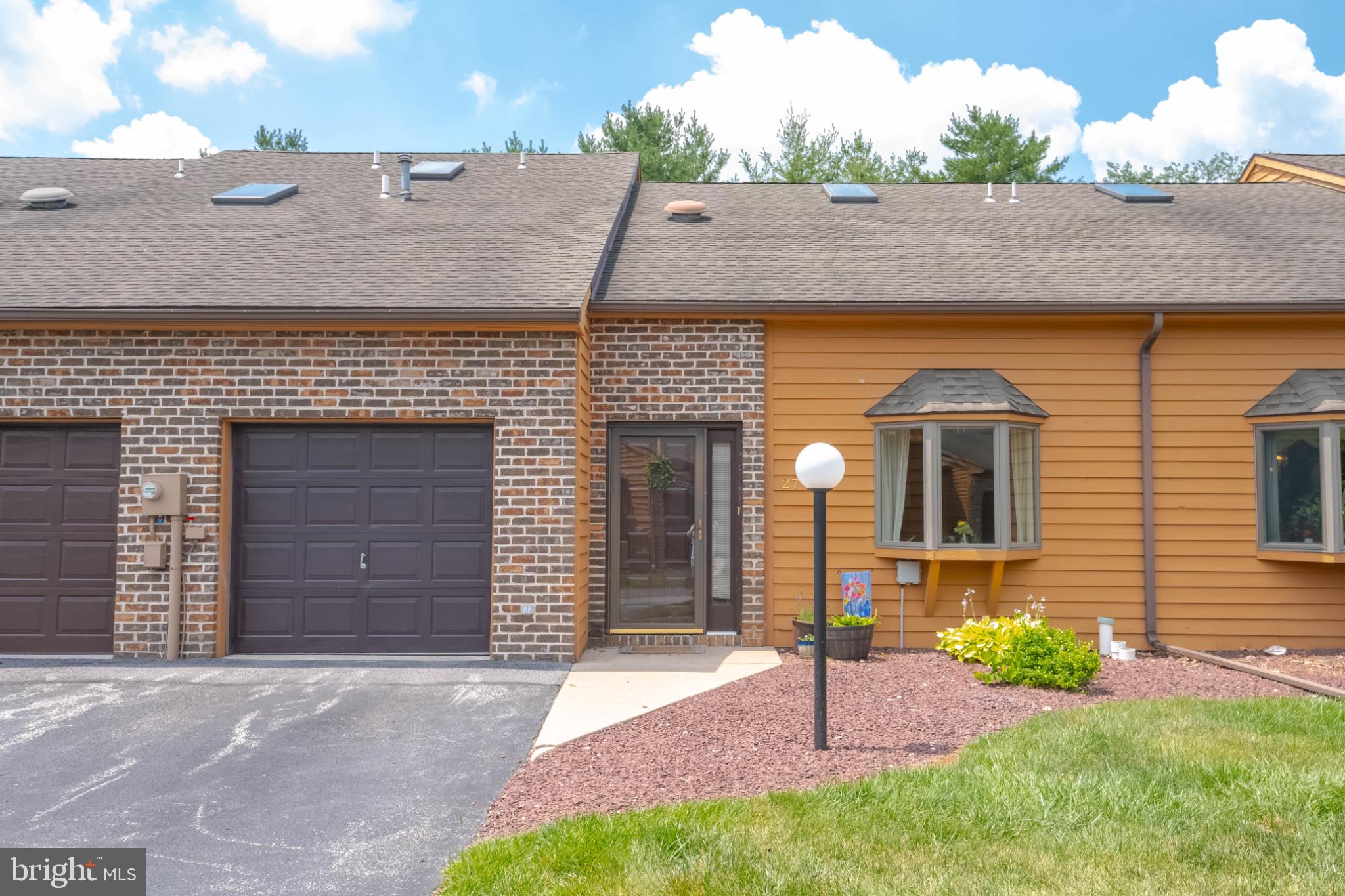 WESTVIEW MANOR - Residential