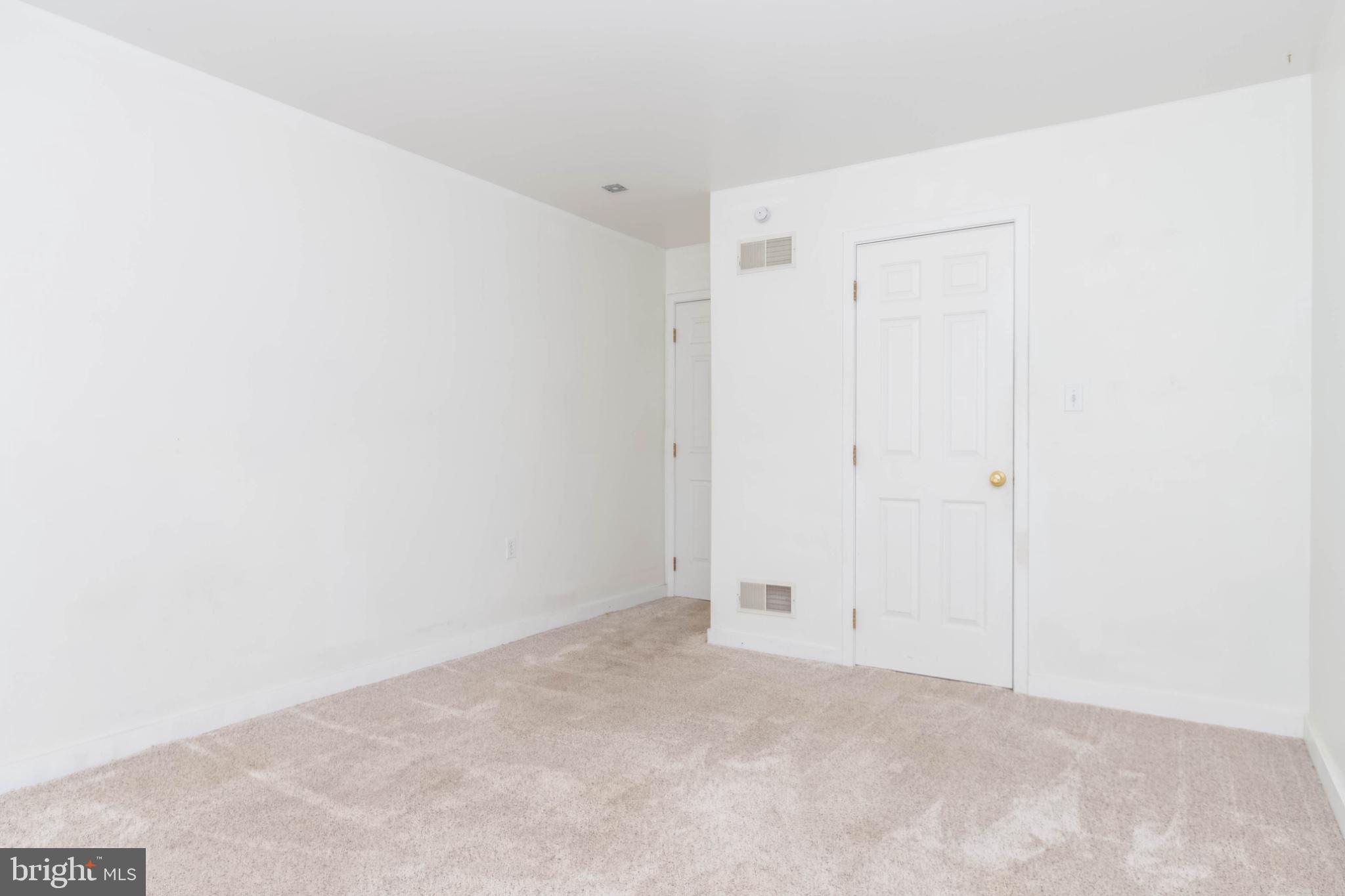 WESTVIEW MANOR - Residential