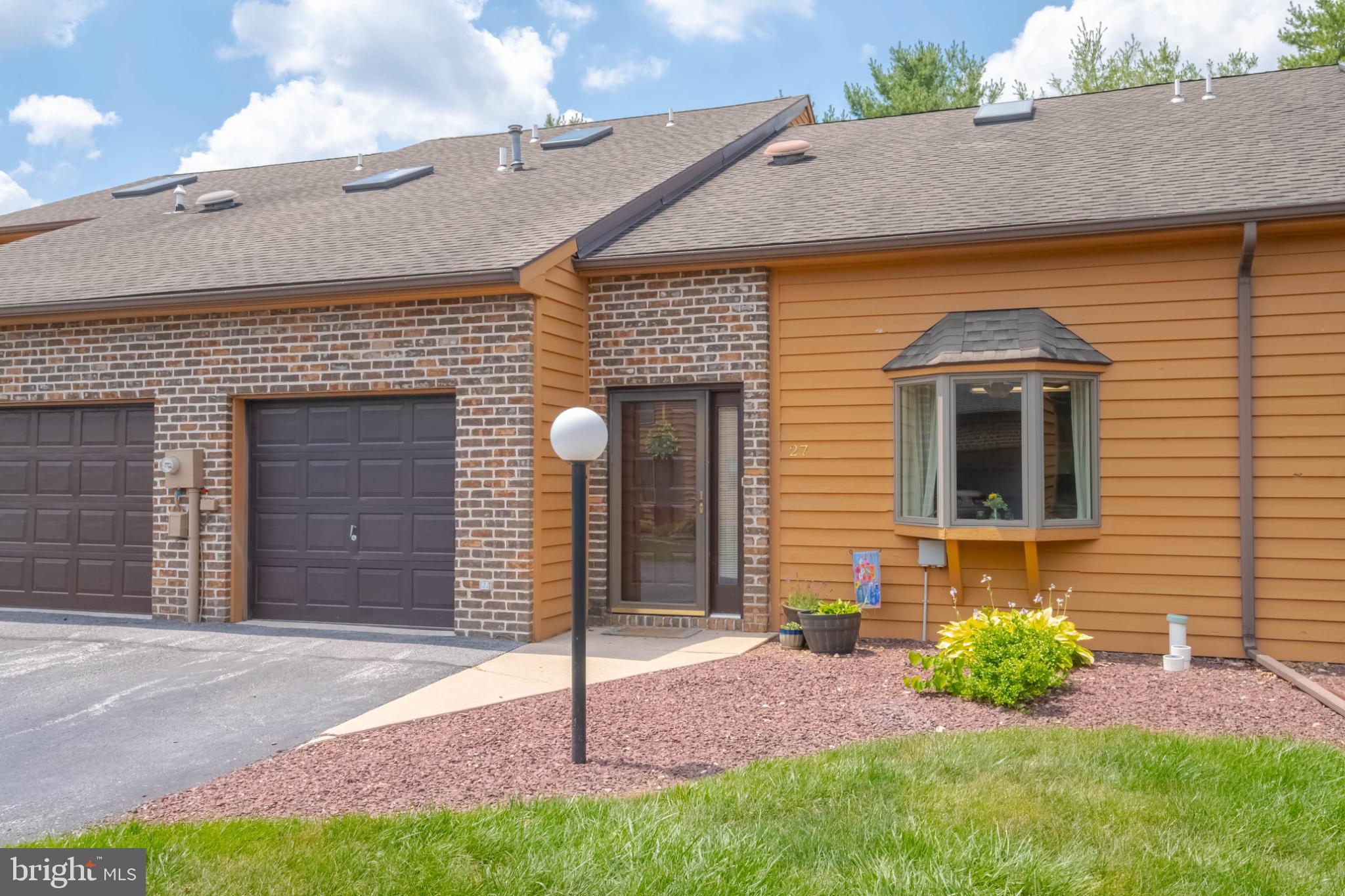 WESTVIEW MANOR - Residential