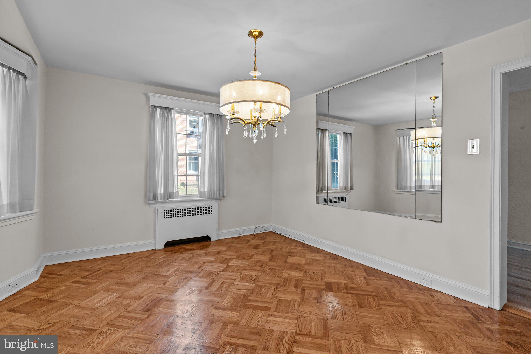 ROWLAND PARK - Residential