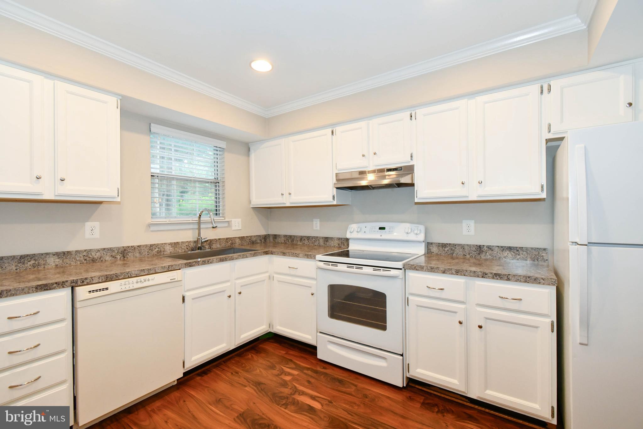 ROLLINGWOOD - Residential