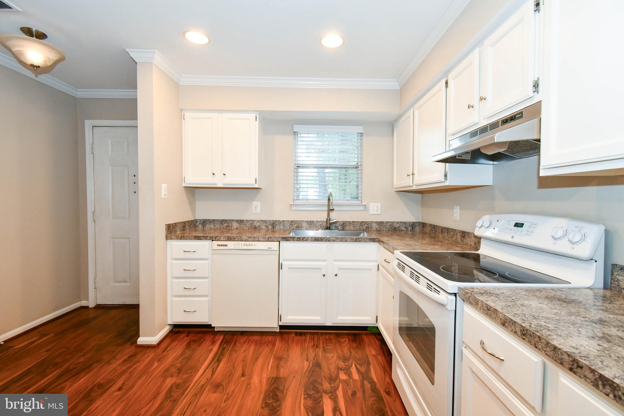 ROLLINGWOOD - Residential