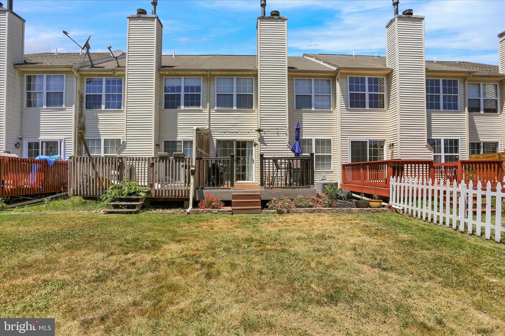 GOLDEN MANOR - Residential