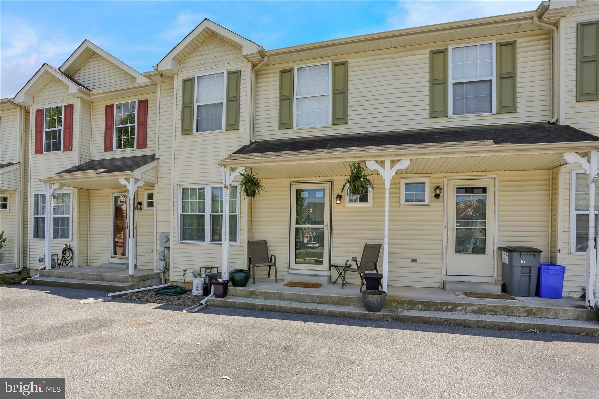GOLDEN MANOR - Residential