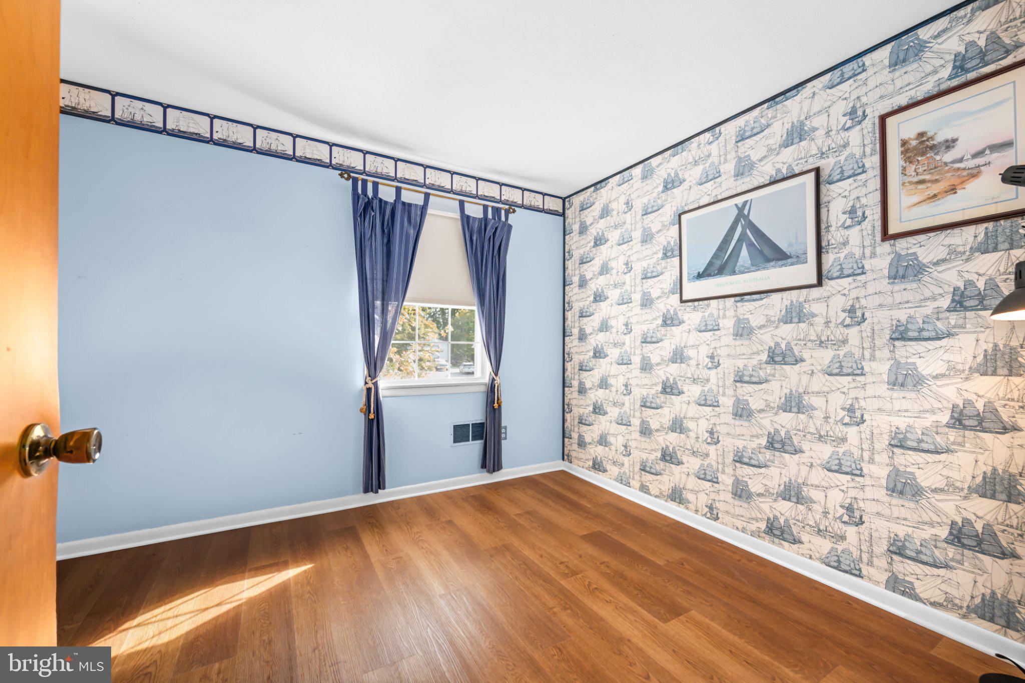 TOLCHESTER - Residential