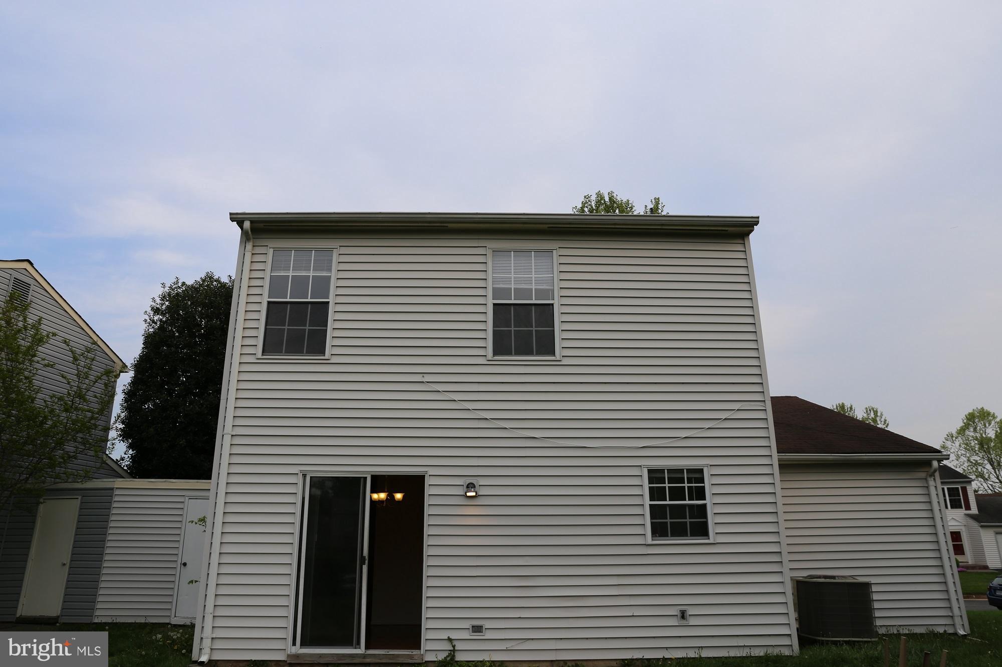 FRANKLIN FARM - Residential Lease