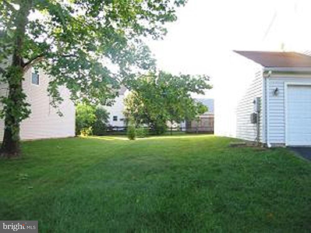FRANKLIN FARM - Residential Lease