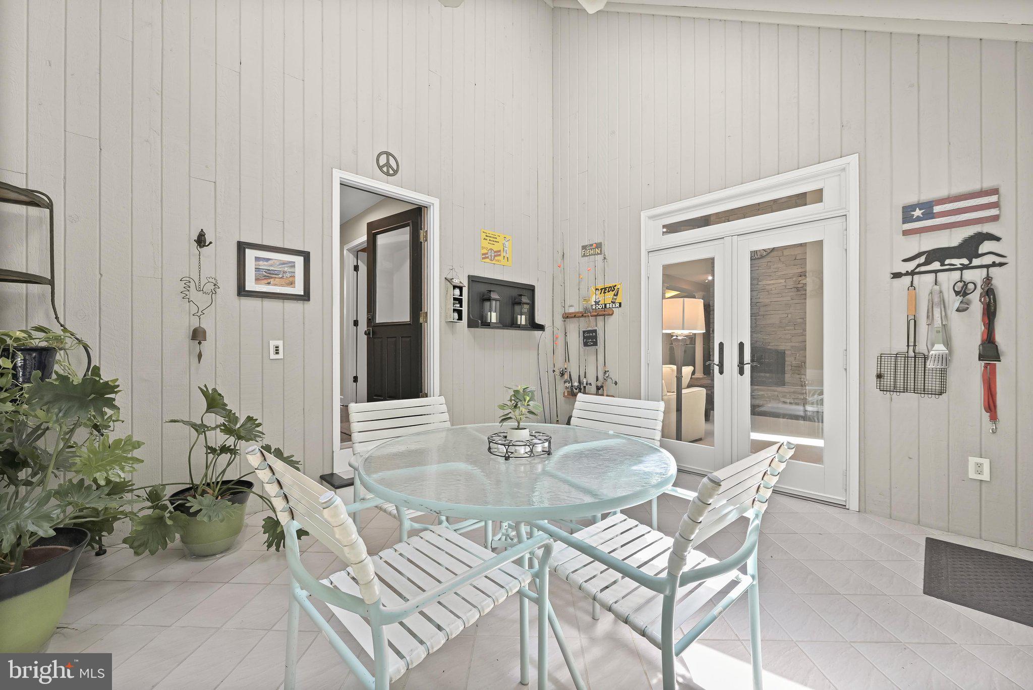 WATERFORD - Residential