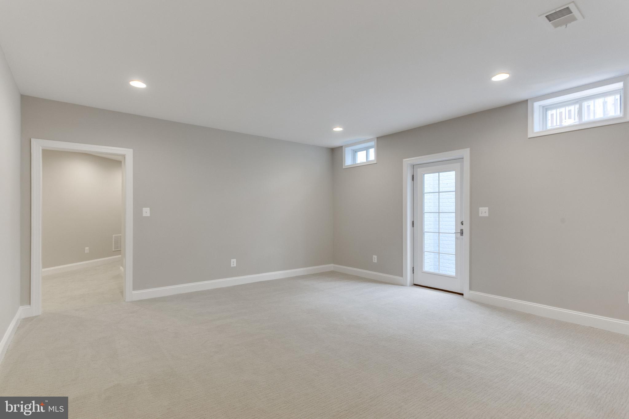 LIVINGSTON HEIGHTS - Residential