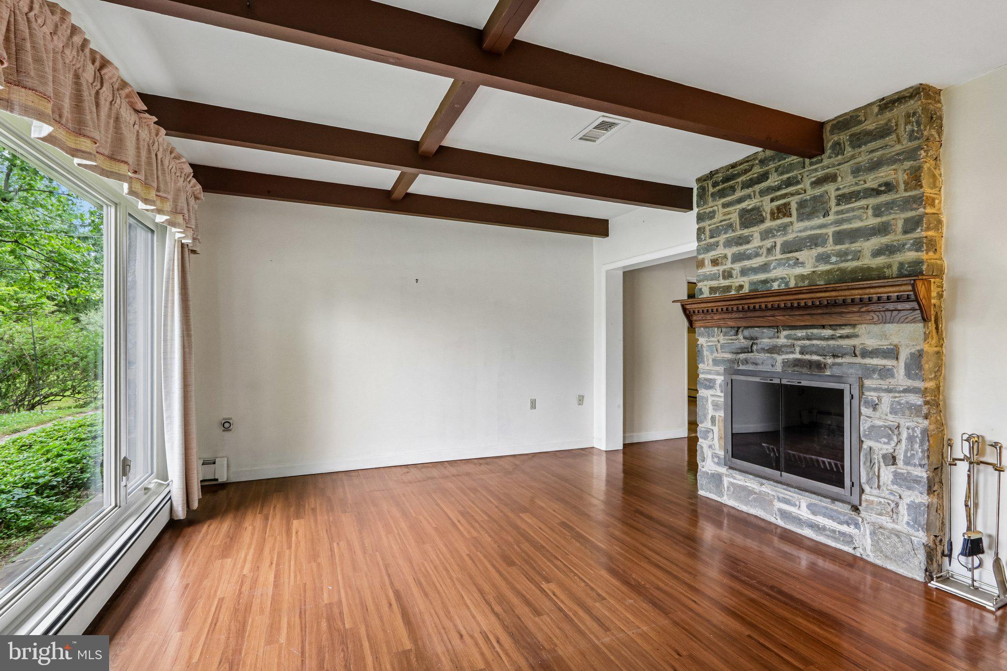 ROBERTS PARK - Residential