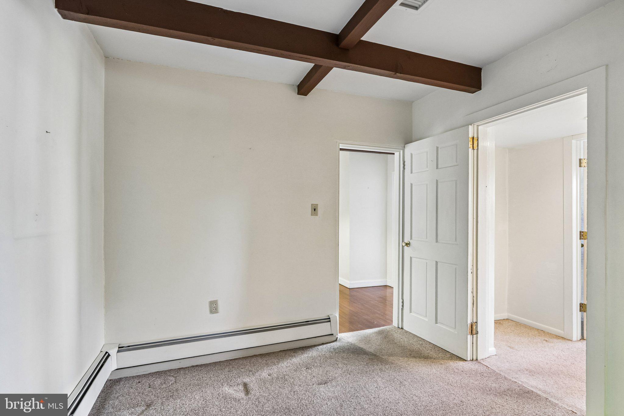 ROBERTS PARK - Residential