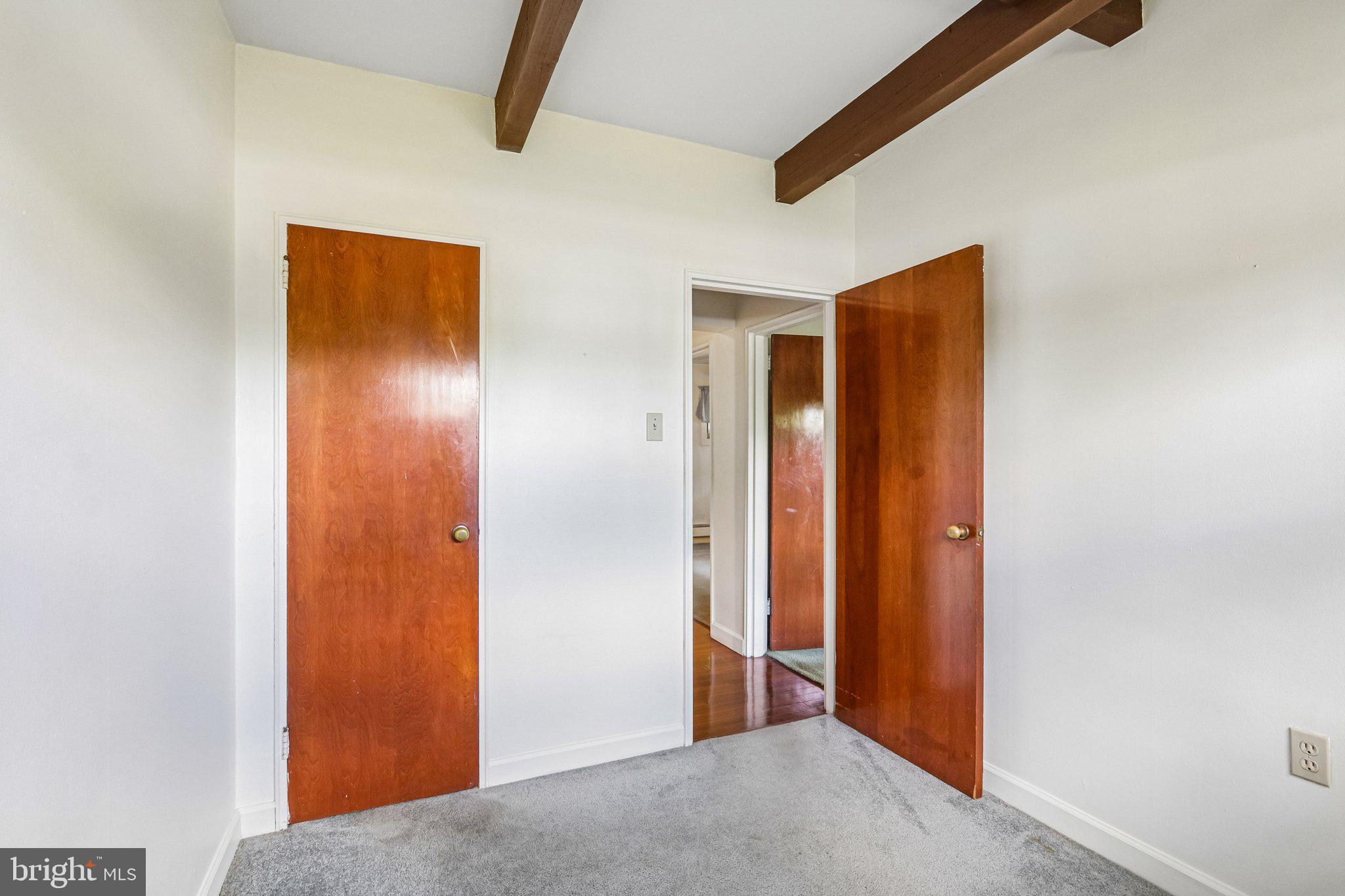 ROBERTS PARK - Residential