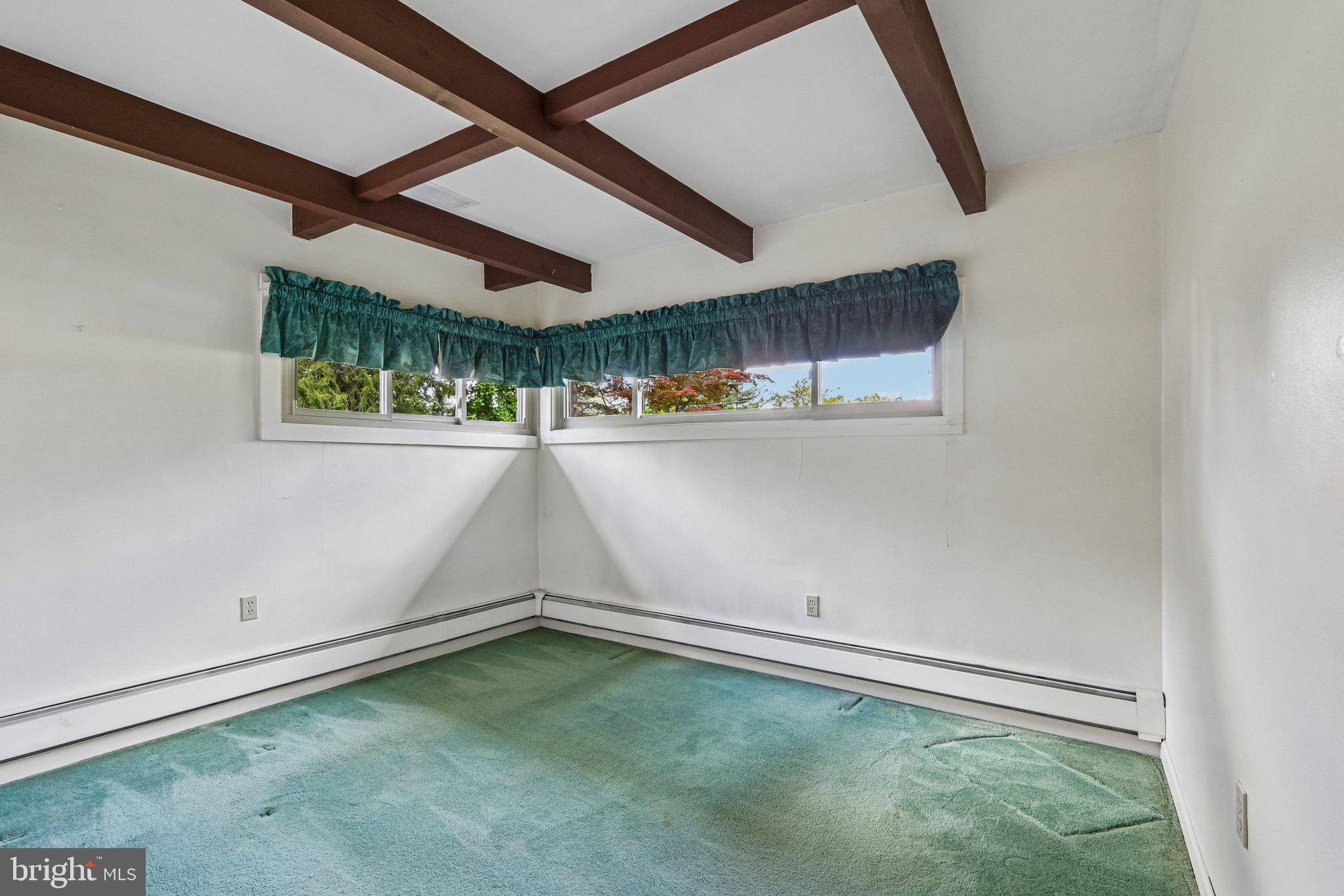 ROBERTS PARK - Residential