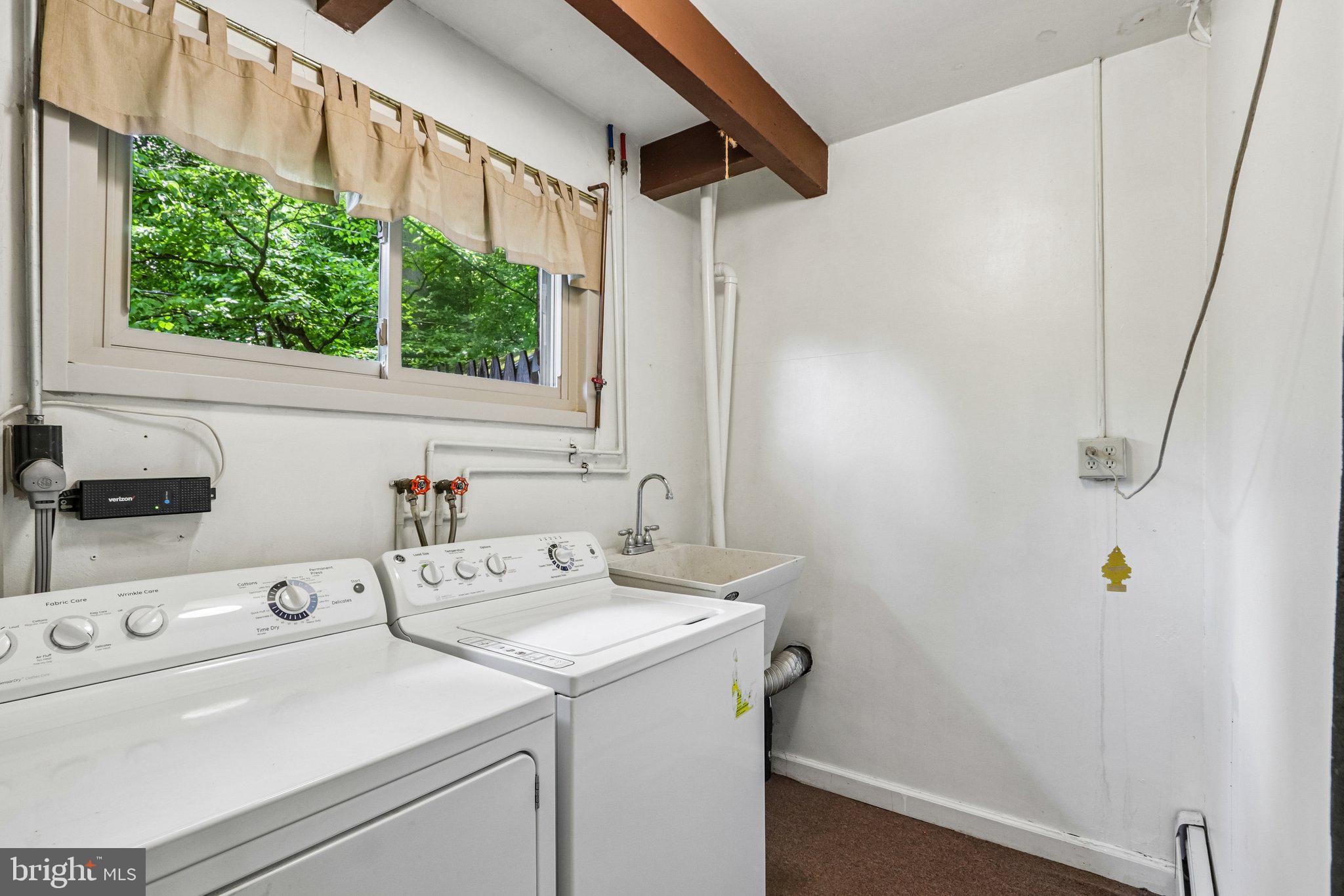 ROBERTS PARK - Residential