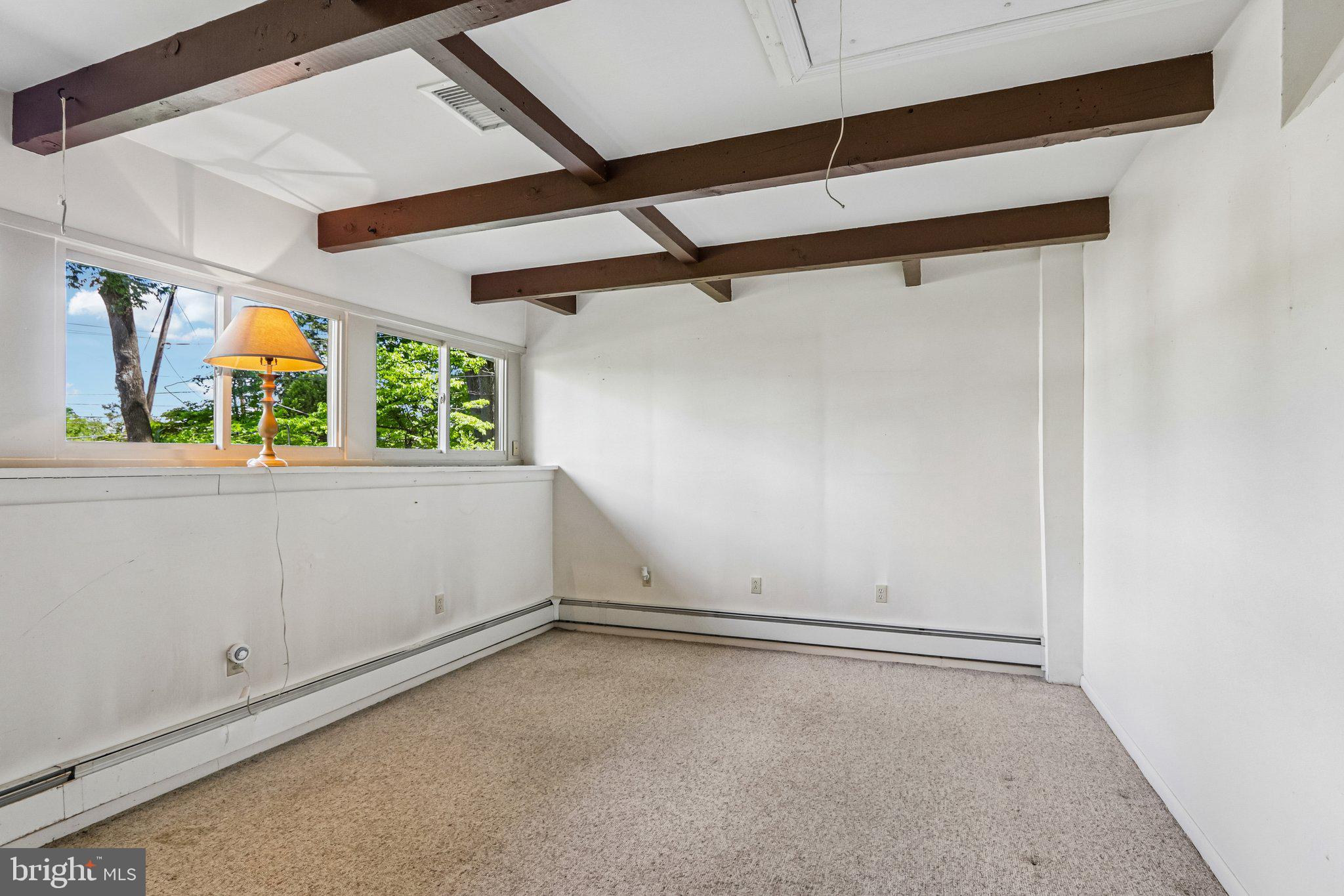 ROBERTS PARK - Residential
