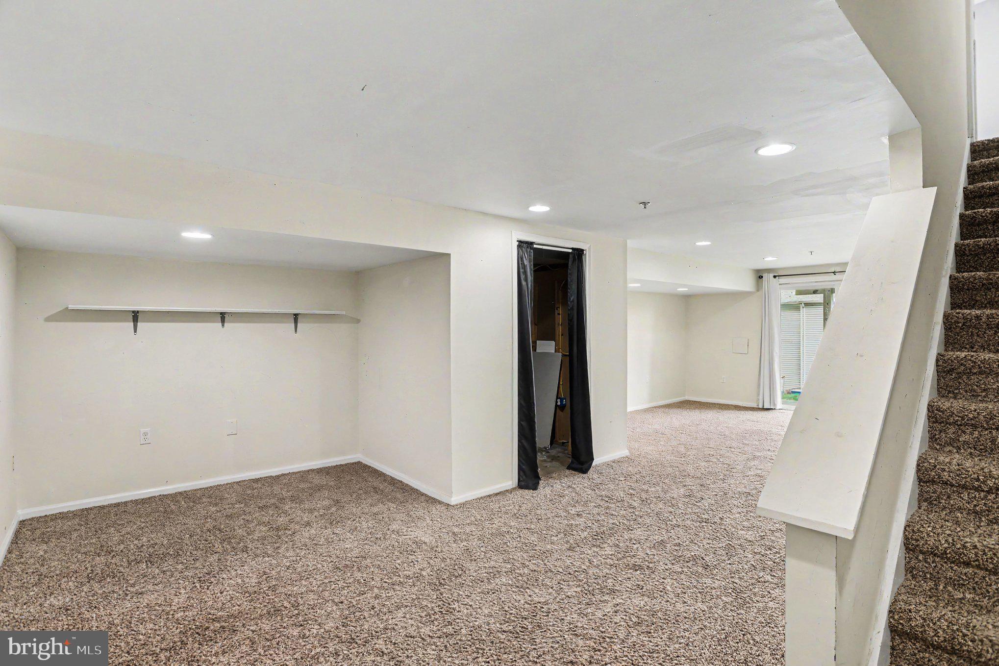 WASHINGTON WOODS - Residential