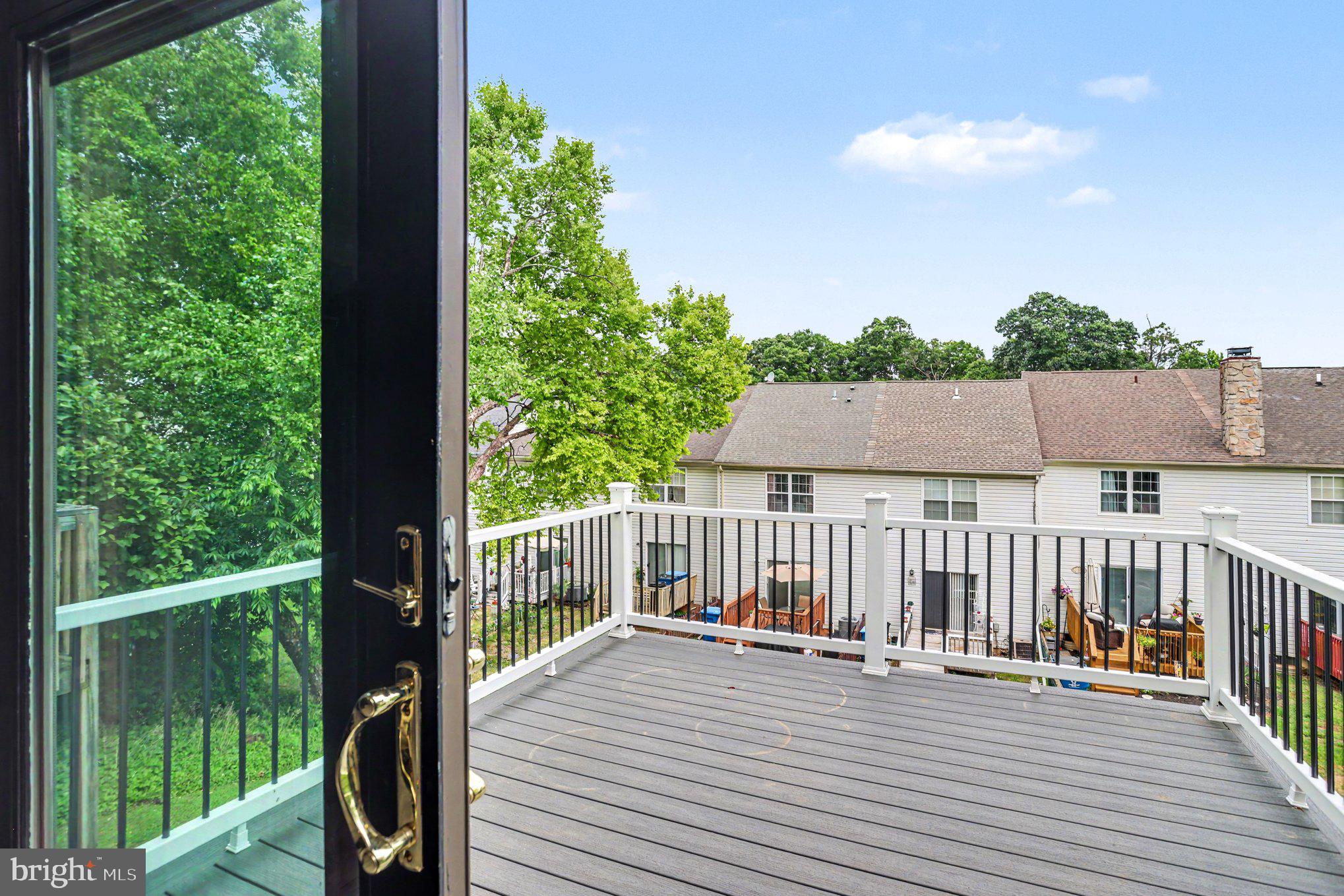 WASHINGTON WOODS - Residential